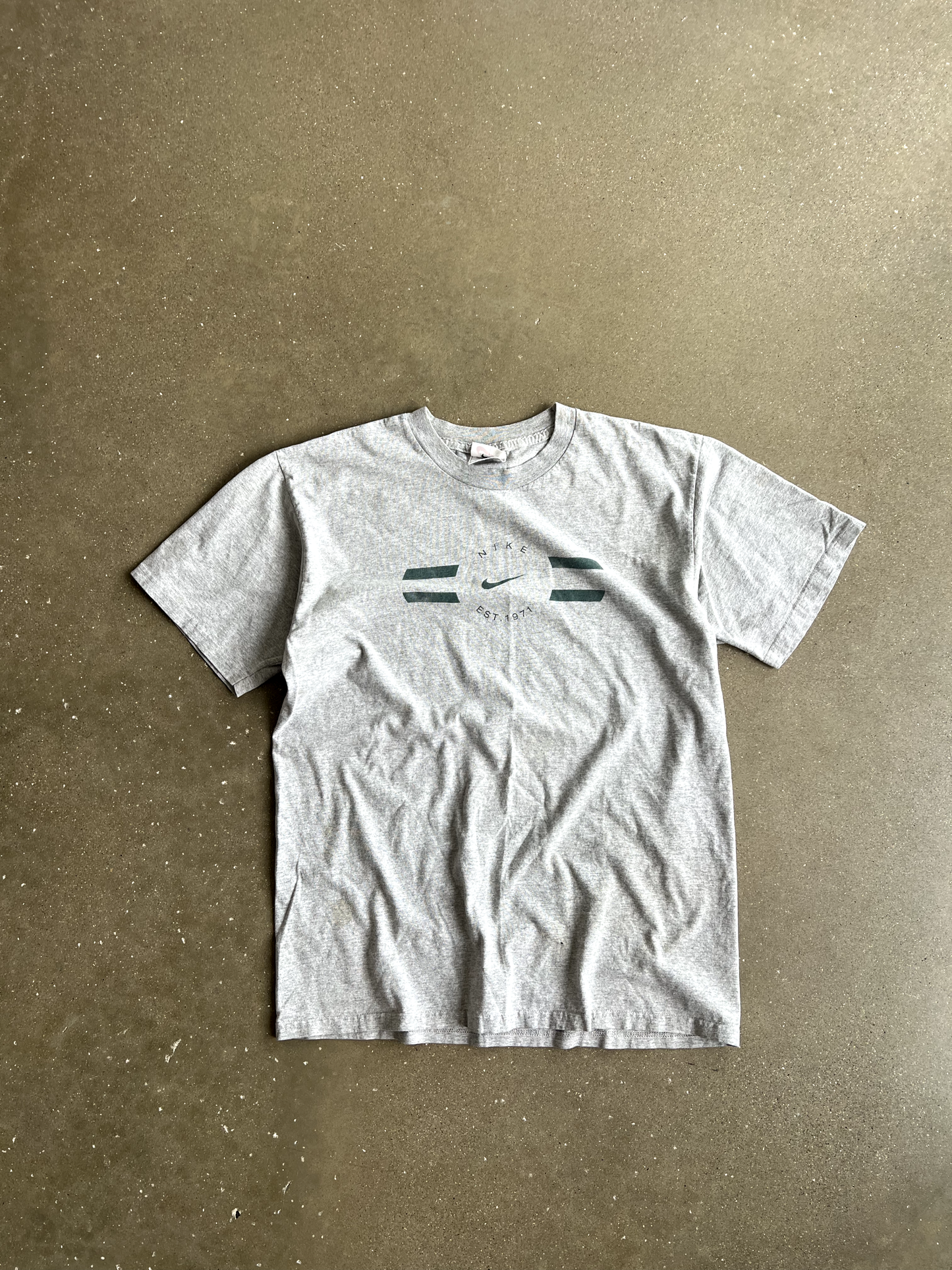 Vintage Grey Nike Tee - M