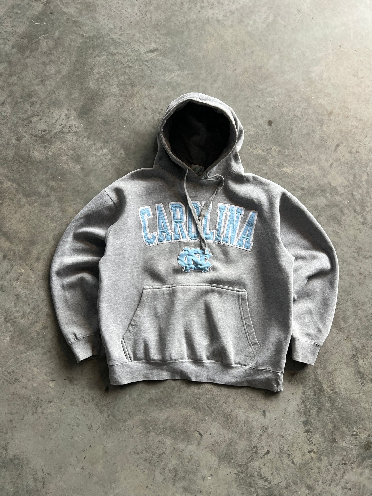 Vintage Heather Grey Carolina Hoodie - L