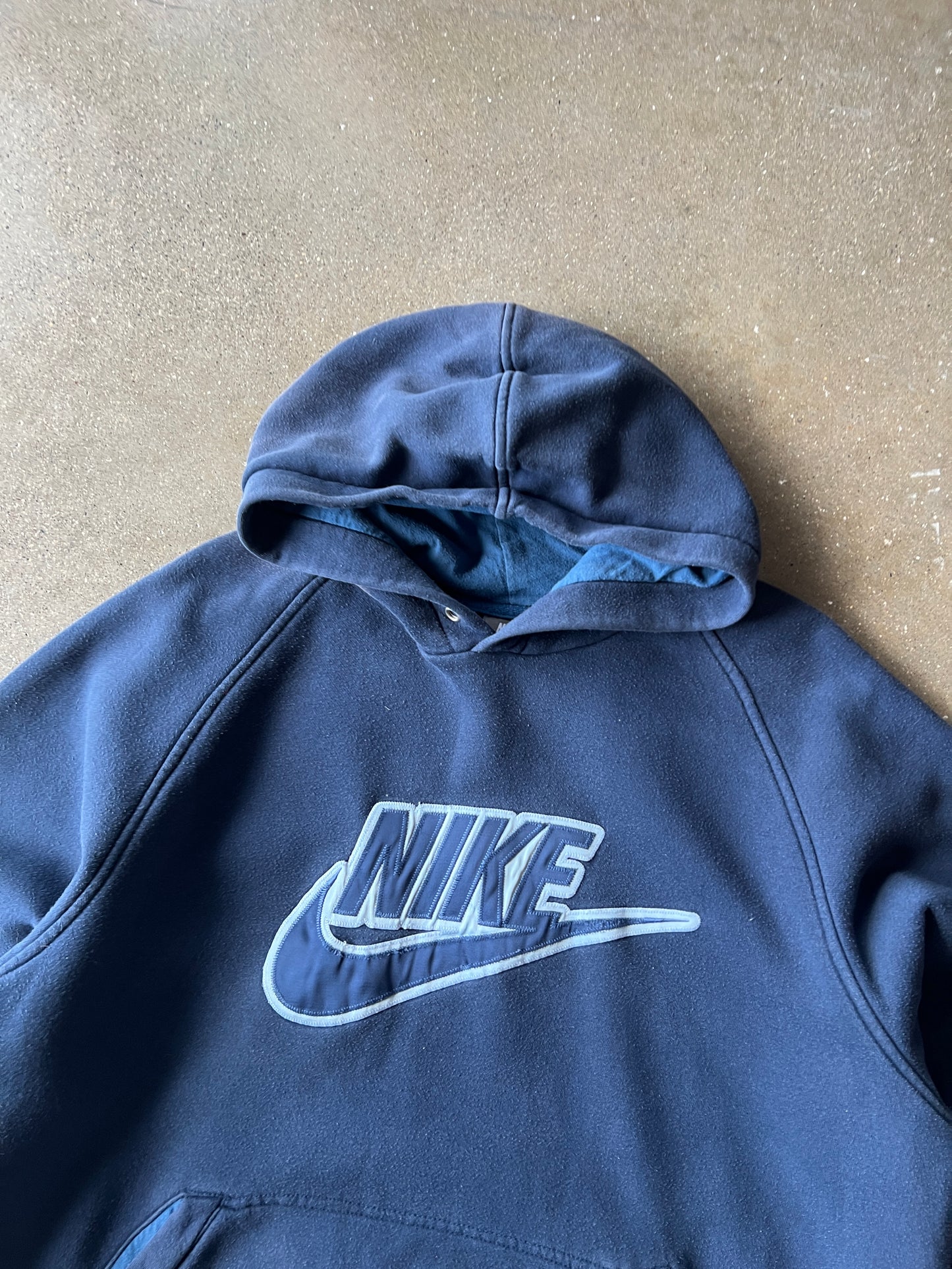 Vintage Navy Blue Nike Spellout Hoodie - L