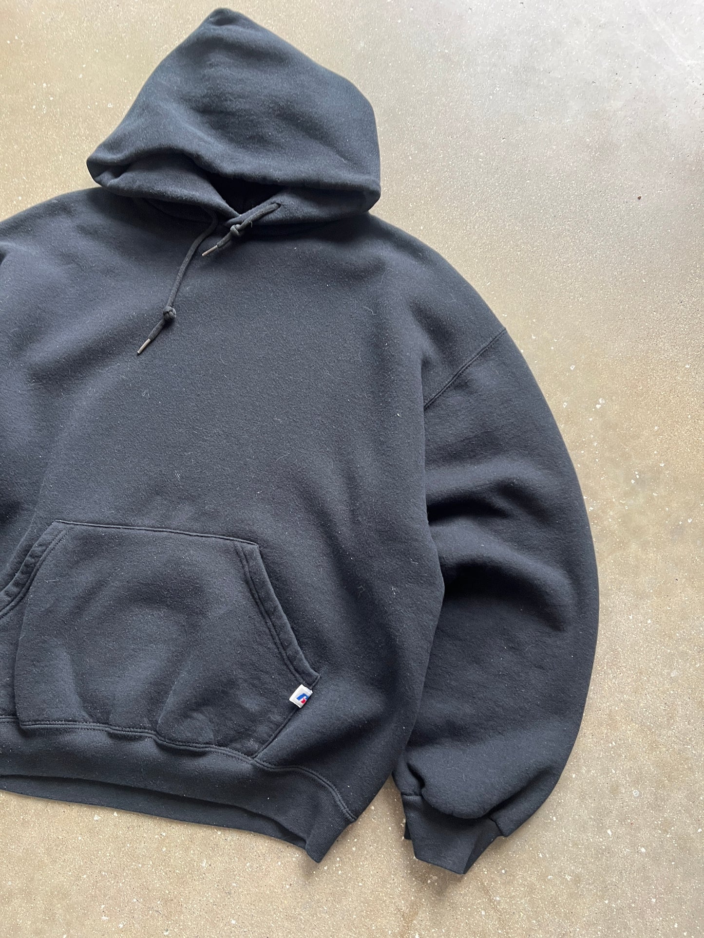 Vintage Black Minimalist Russell Athletic Hoodie - L