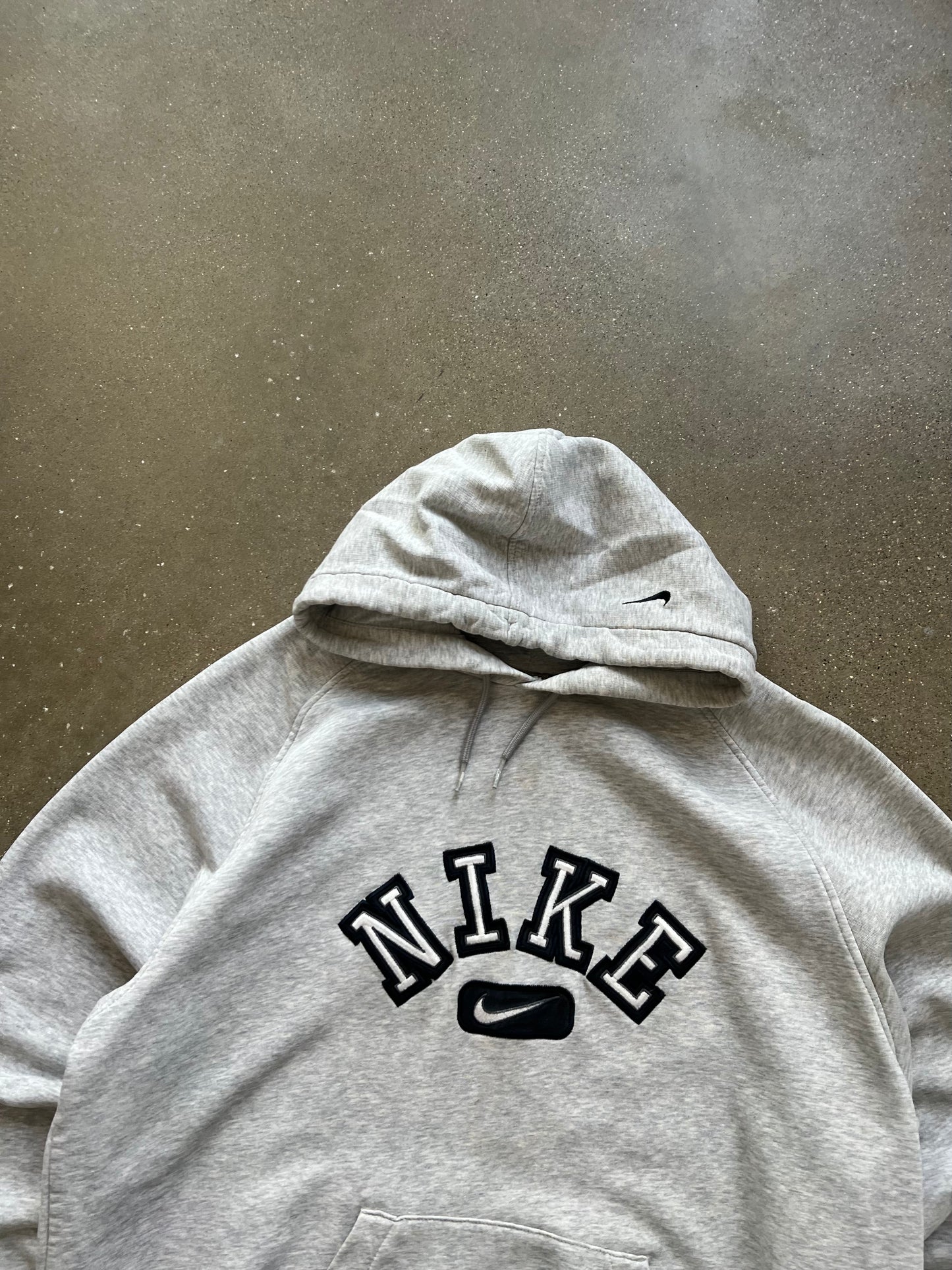 Vintage White Nike Spellout Hoodie - XL