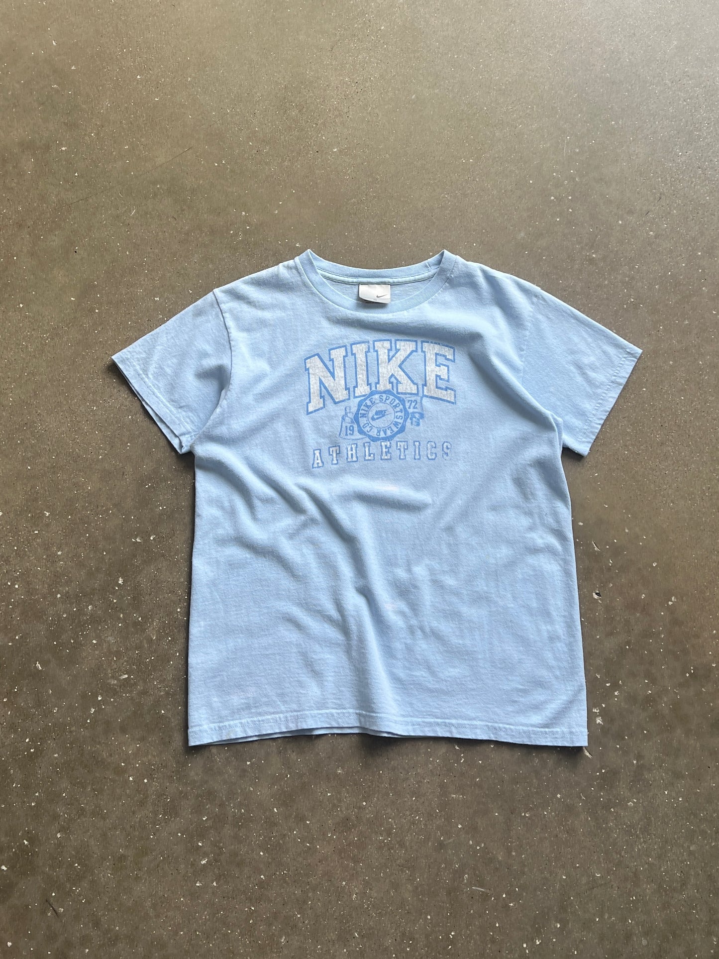 Vintage Baby Blue Nike T-Shirt - M