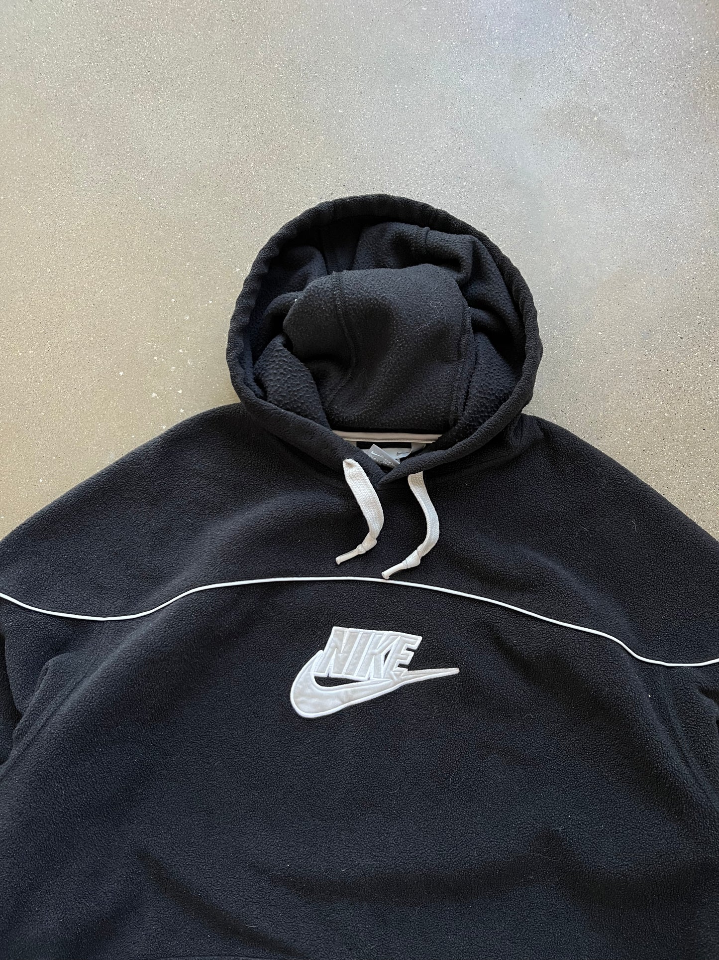 Vintage Black Nike Fleece Hoodie - L