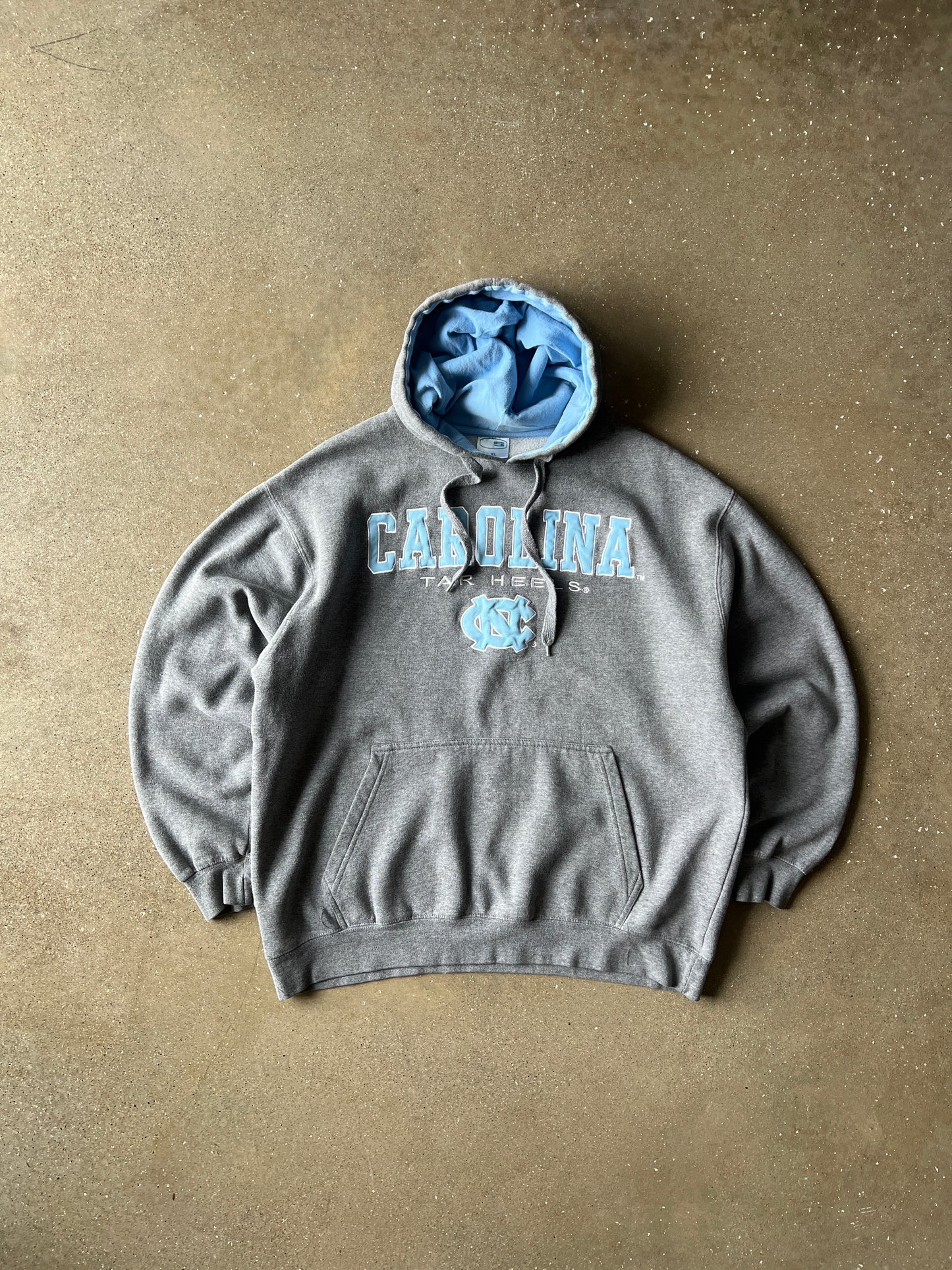 Vintage Heather Gray and Baby Blue Carolina Tar Heels - XL
