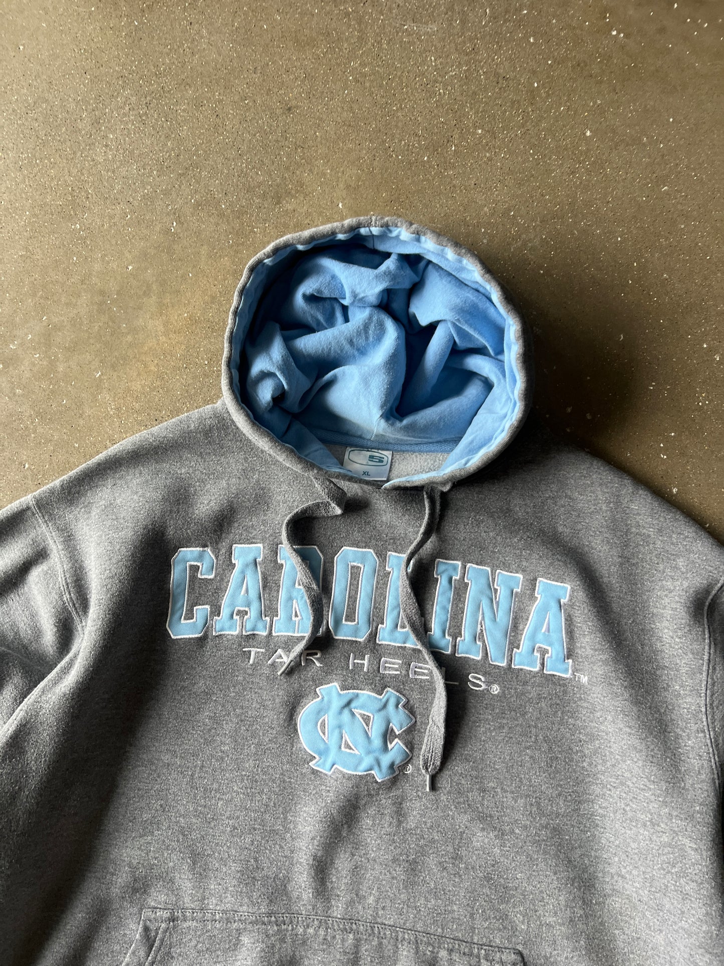 Vintage Heather Gray and Baby Blue Carolina Tar Heels - XL