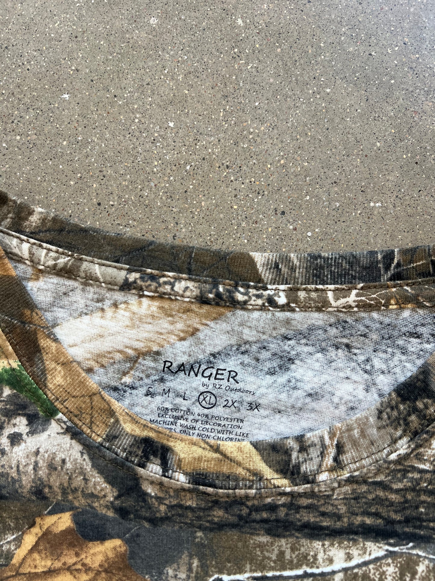 Vintage RealTree Camo Longsleeve Shirt - XL