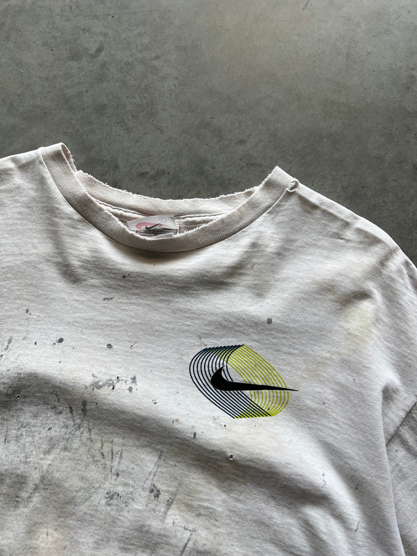 Vintage Thrashed White Nike Shirt - M