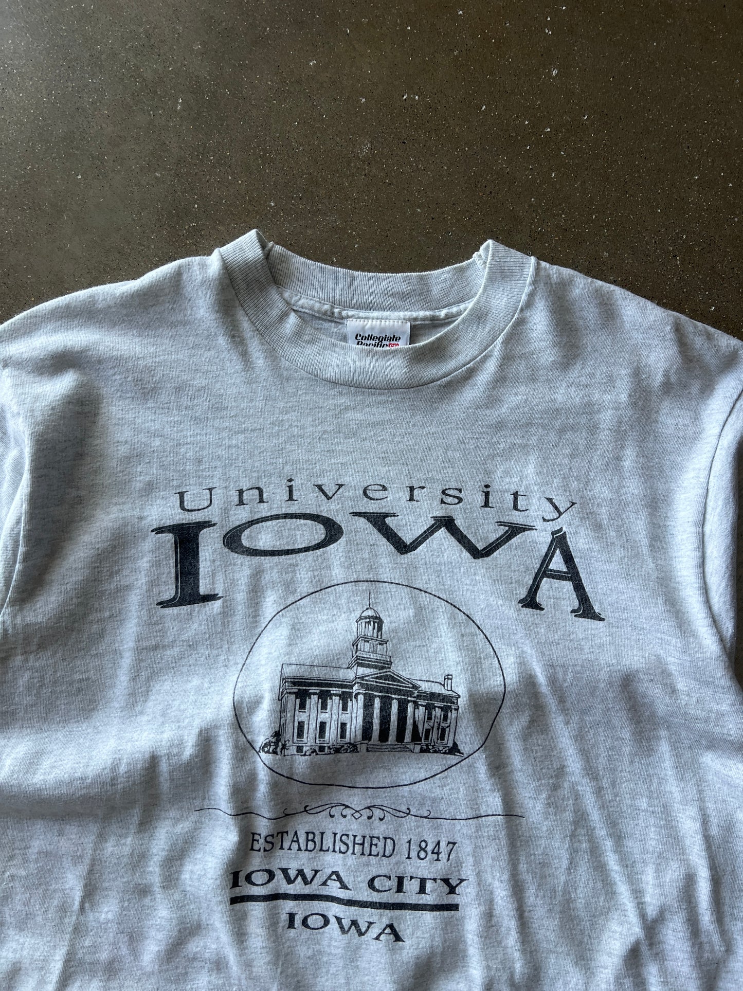 Vintage White Iowa University Shirt - L