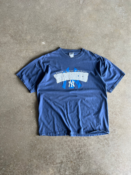 Vintage Faded Blue NY Yankees Shirt - XL