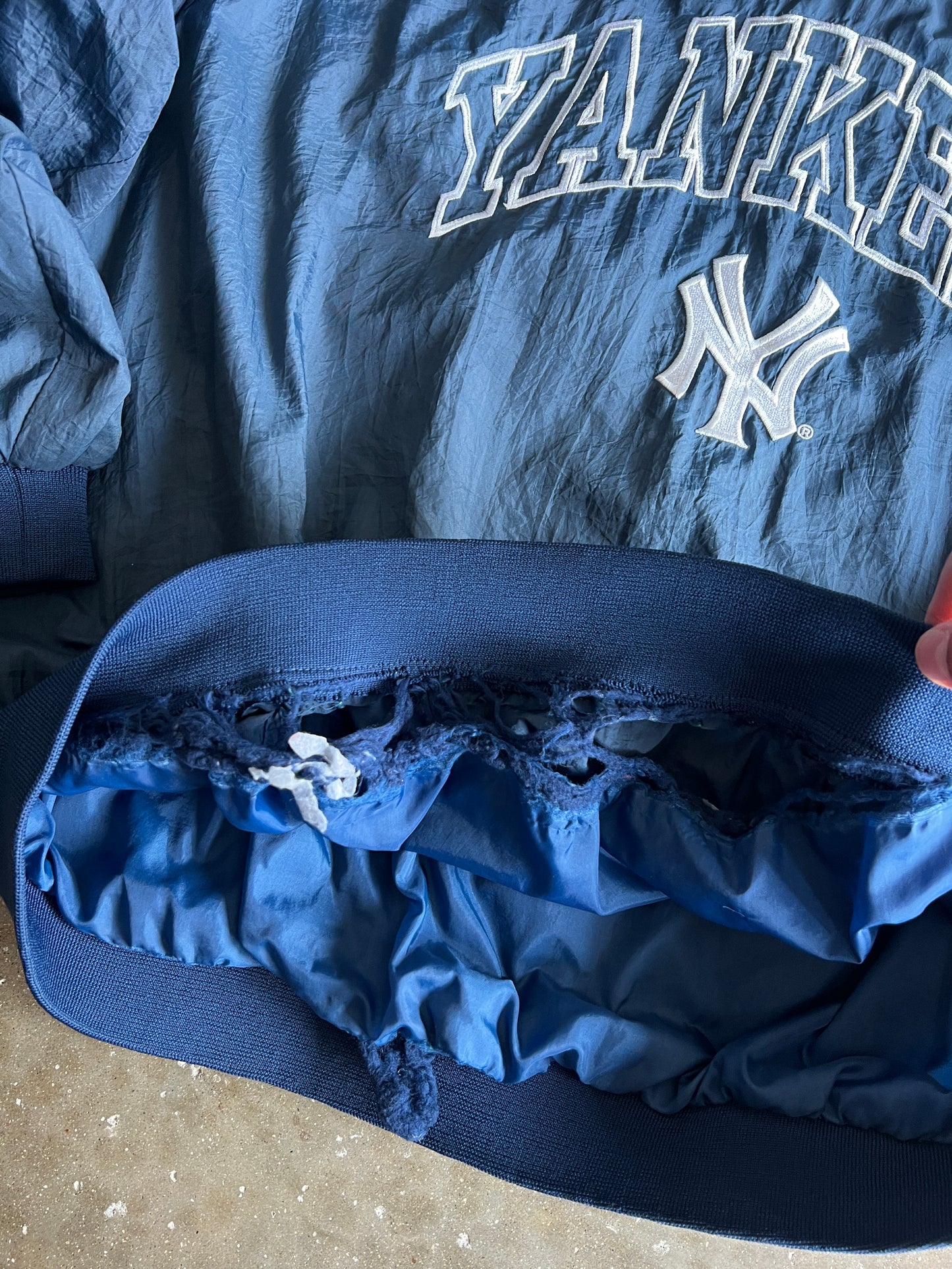 Vintage Navy Blue Yankees Puffer Crew - XL