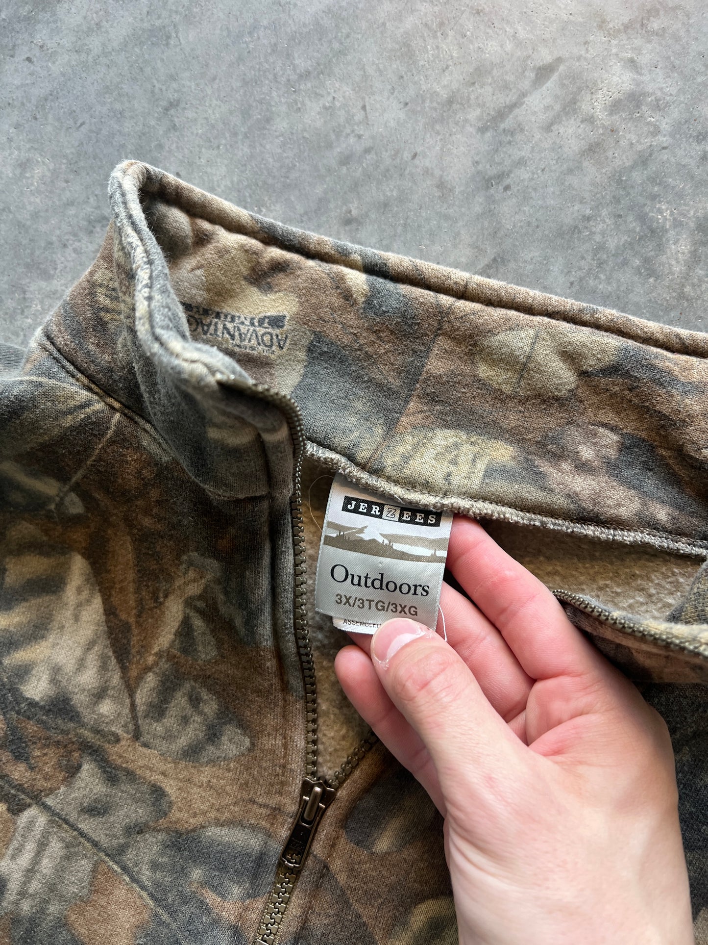 Vintage RealTree Camo Quarter Zip - XXL