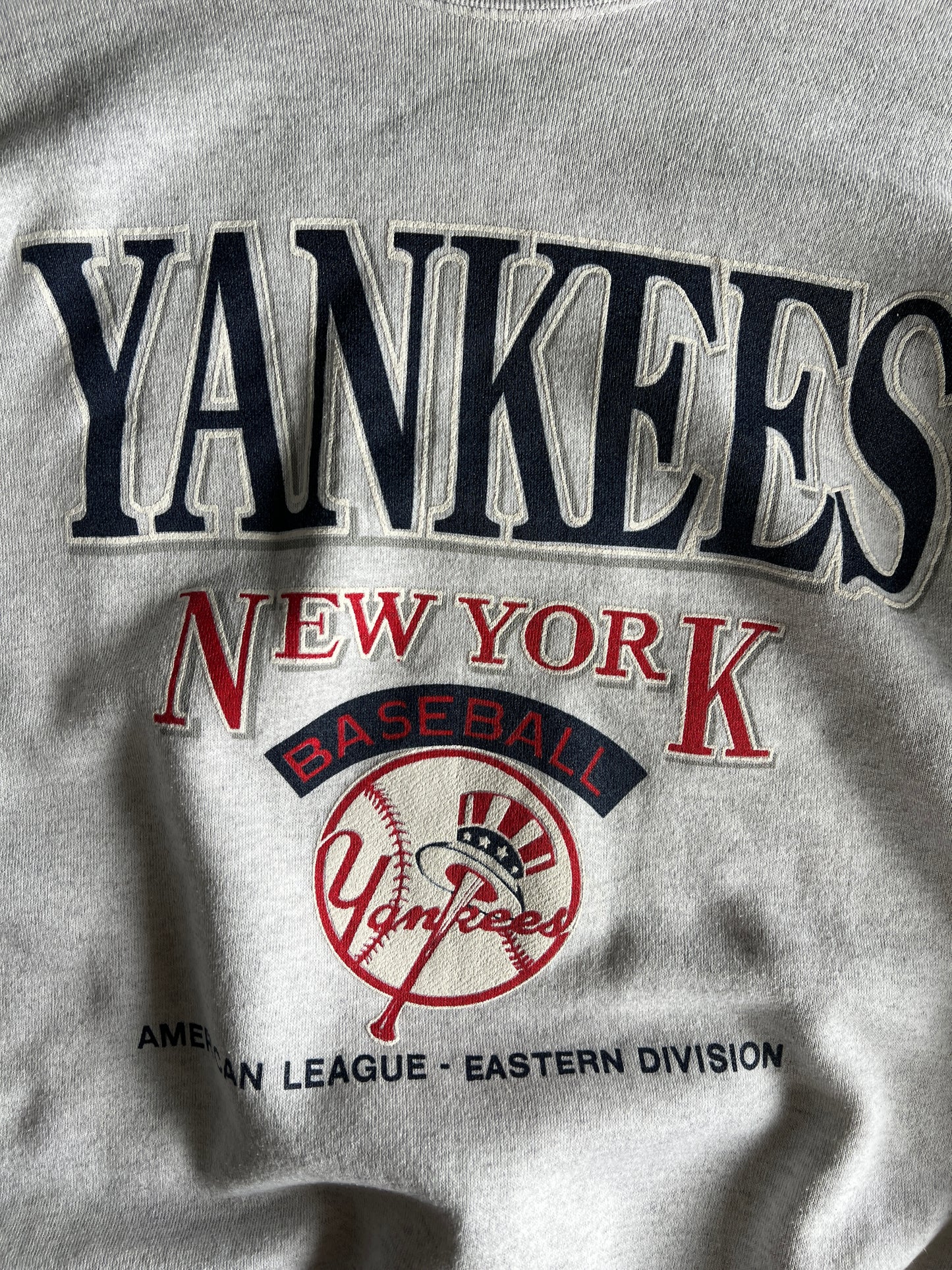 Vintage White NY Yankees Baseball Crew - XL