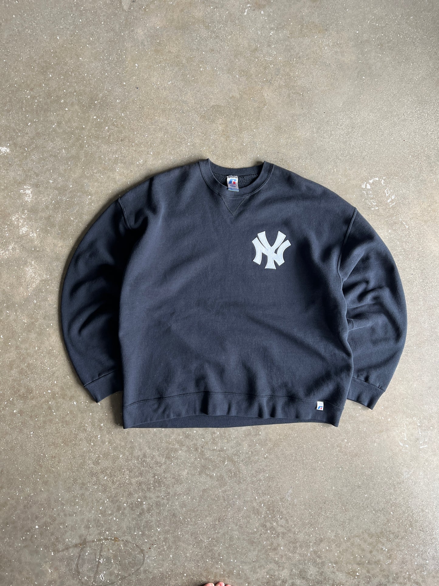 Vintage Black NY Yankees Rusell Crew - XXL