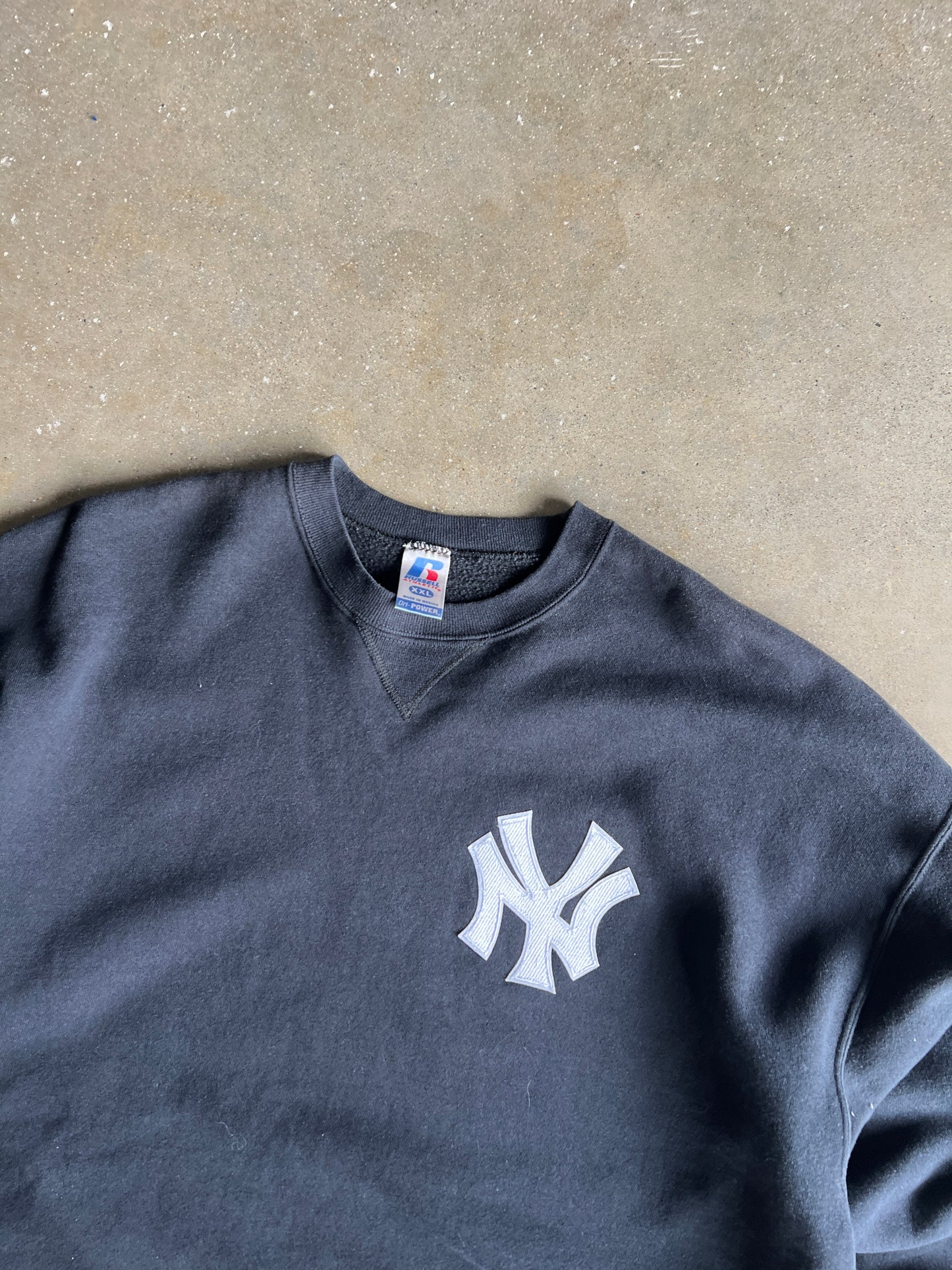 Vintage Black NY Yankees Rusell Crew - XXL