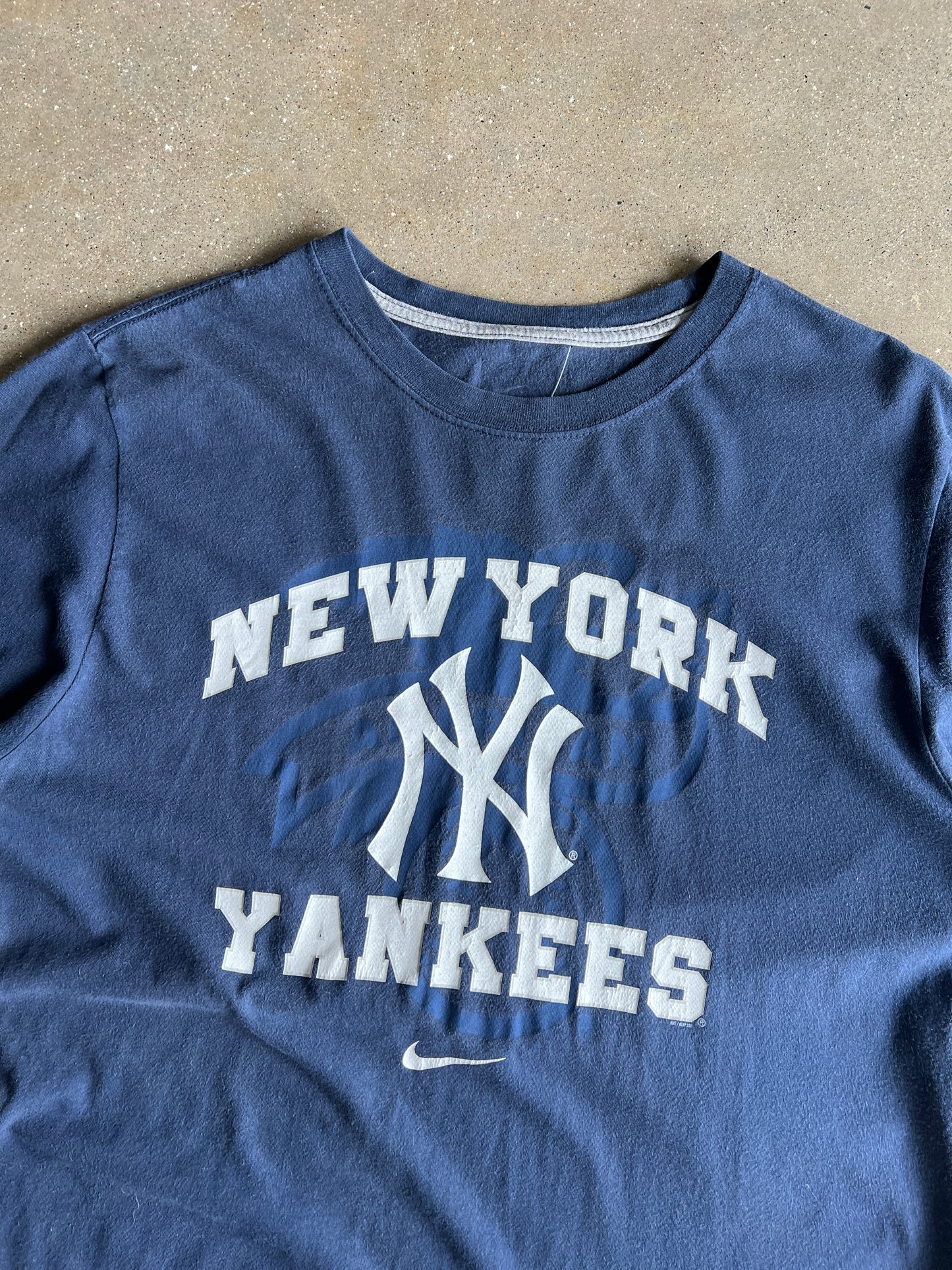 Vintage Navy Blue Yankees Shirt - L