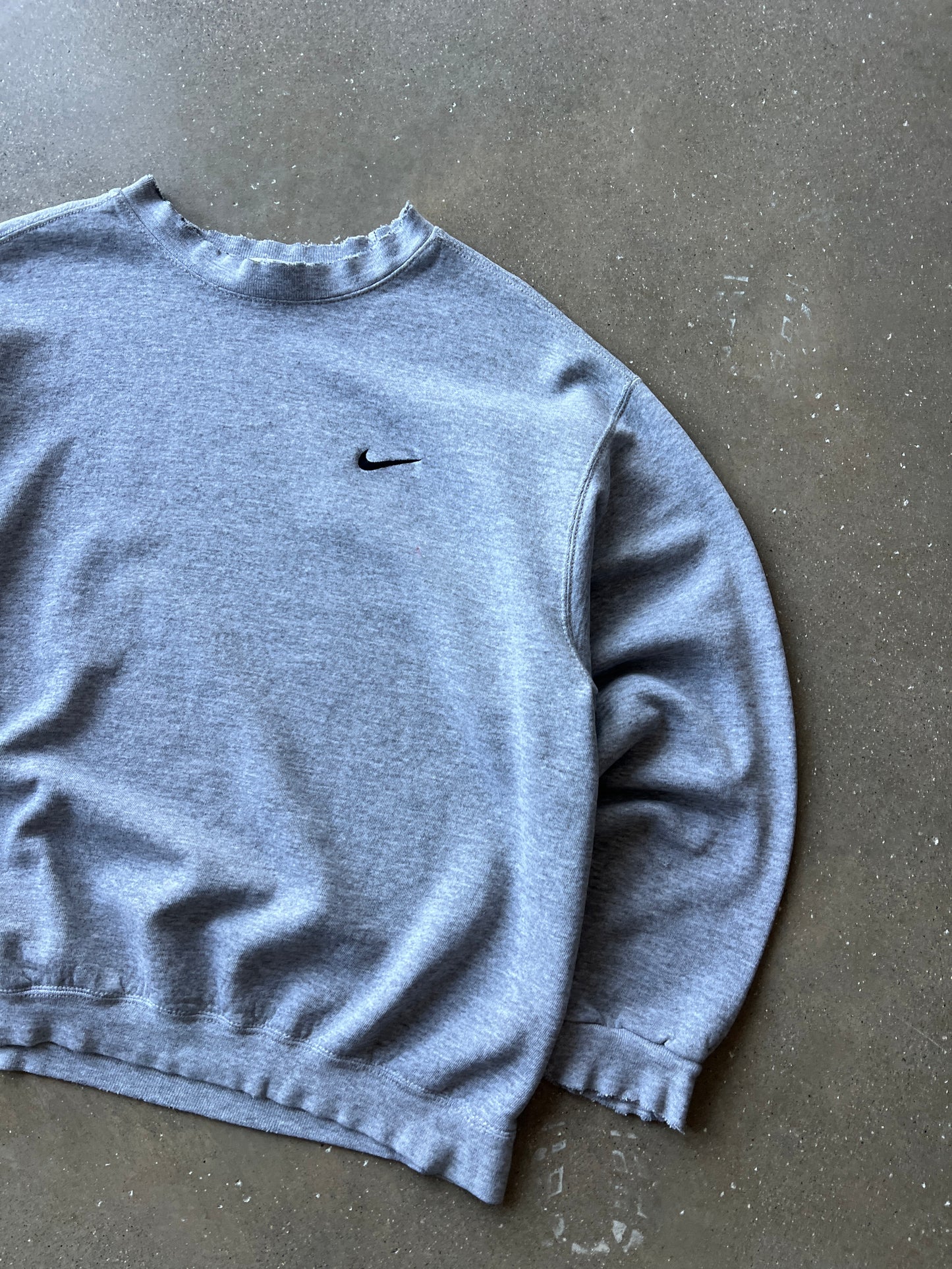 Vintage Faded Grey Nike Swoosh Crew - L