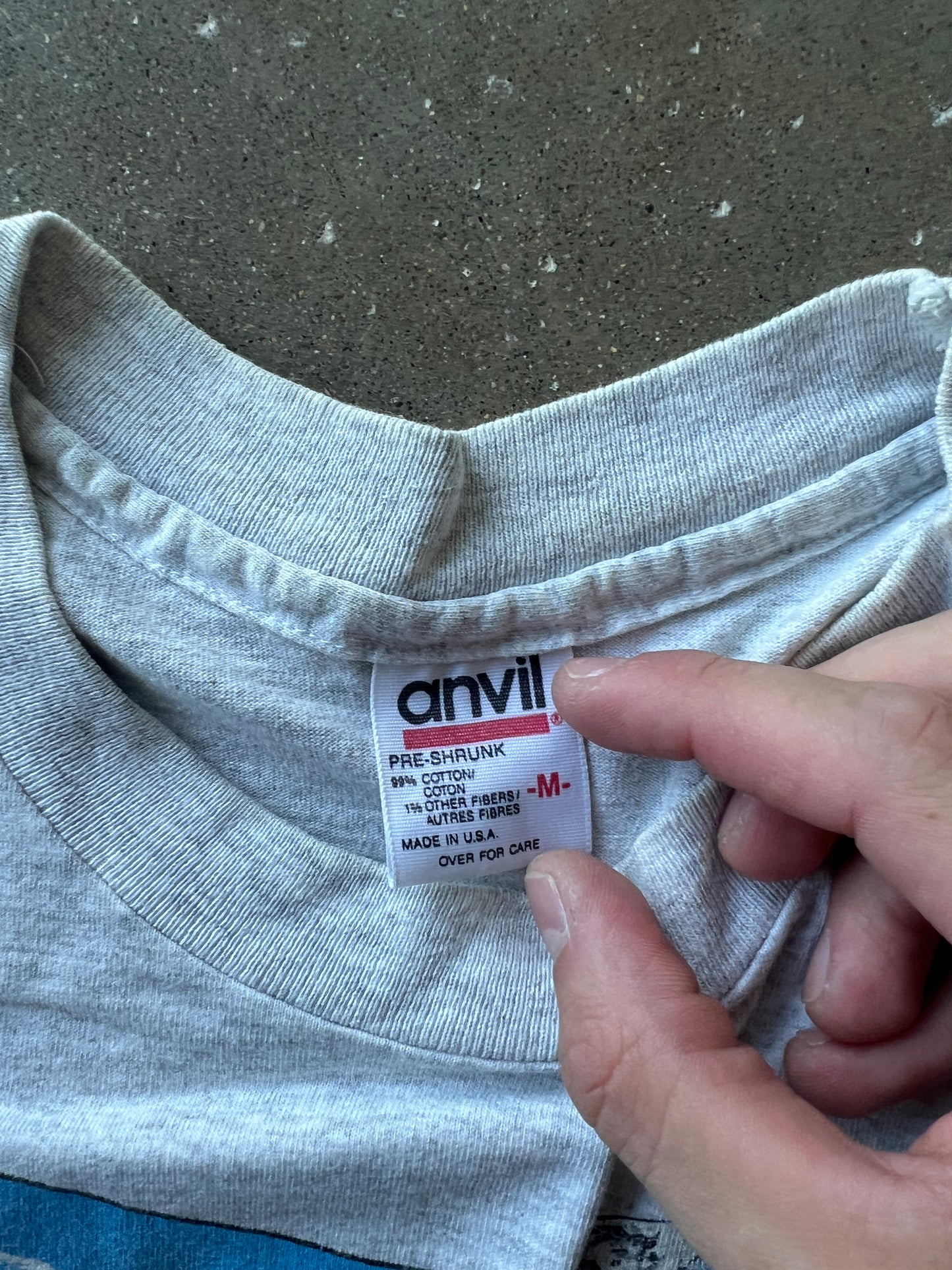 Vintage White Timberwolf Graphic Nature Shirt - M