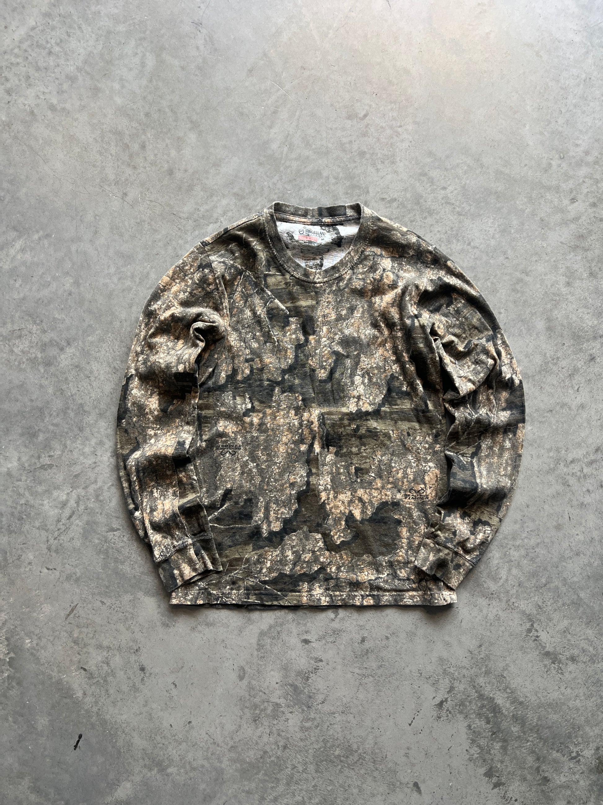 Vintage RealTree Camo Longsleeve Shirt - XS