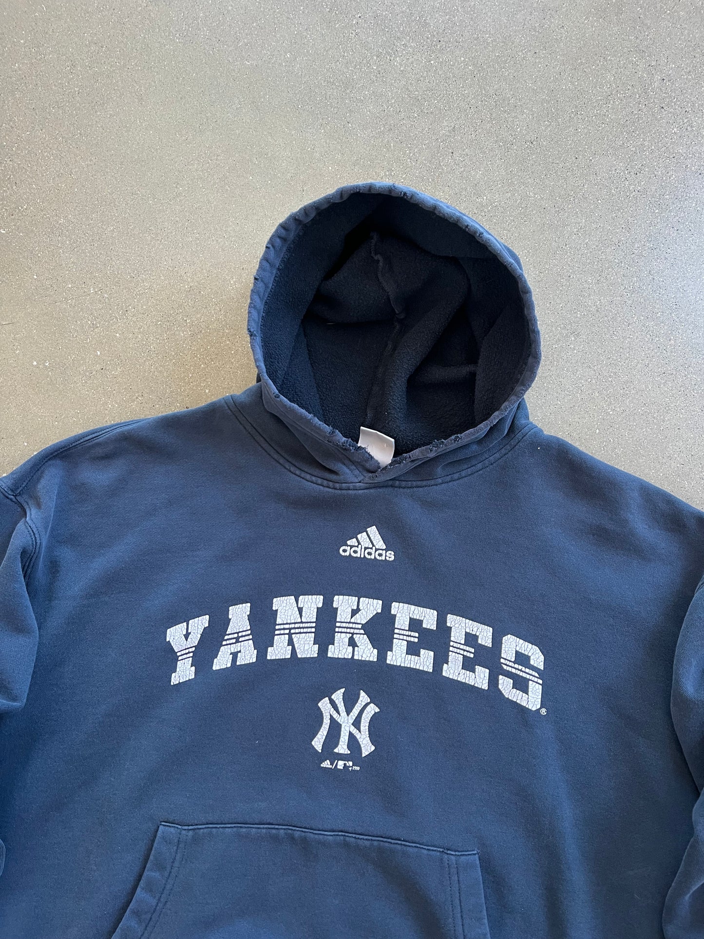 Vintage Navy Yankees Spellout Hoodie - M
