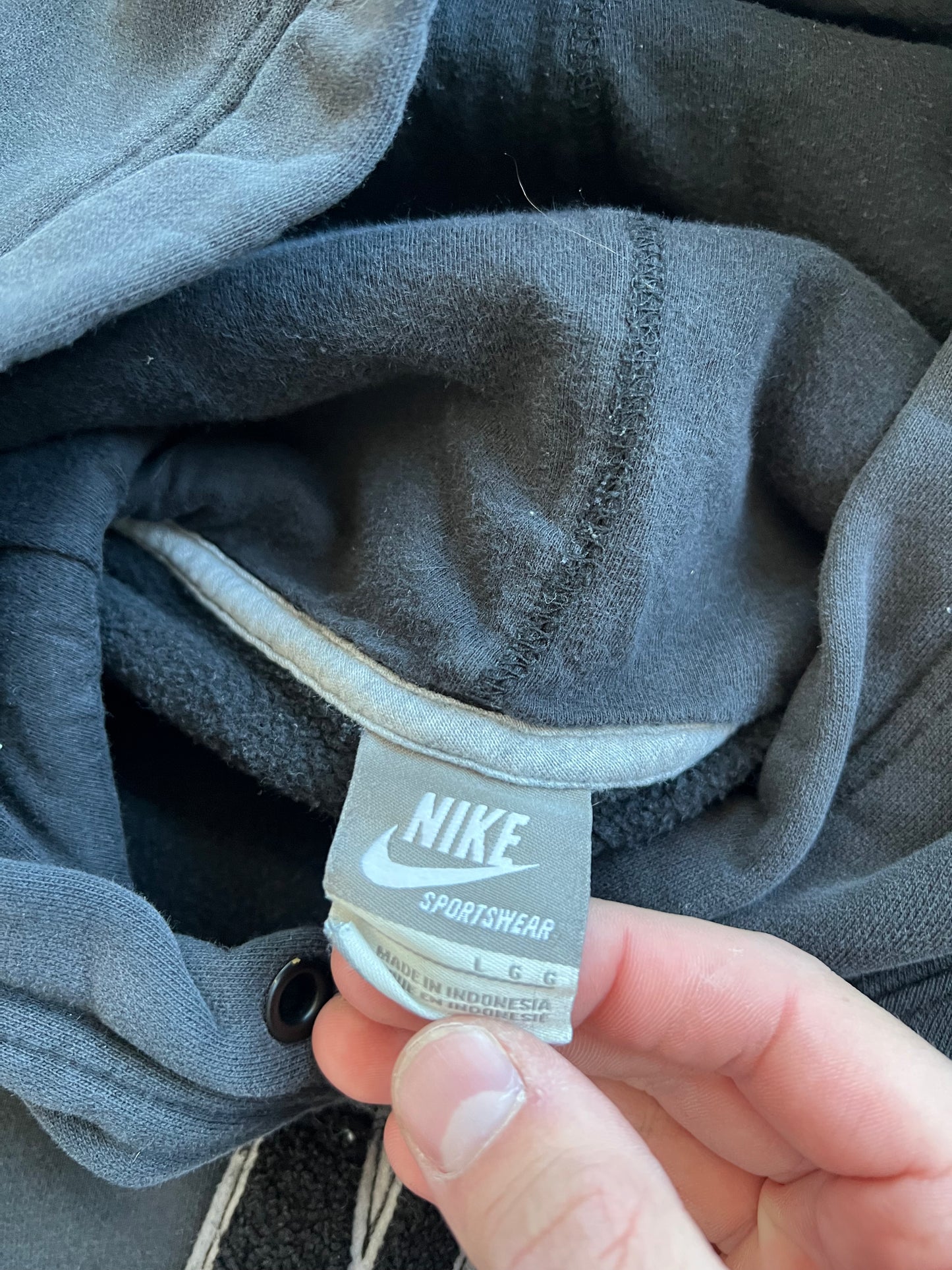 Vintage Black Nike Spellout Hoodie - L