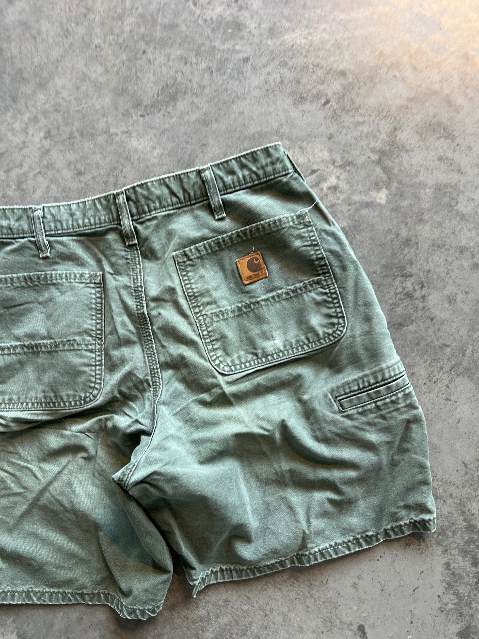 Vintage Faded Green Carhartt Shorts - 34