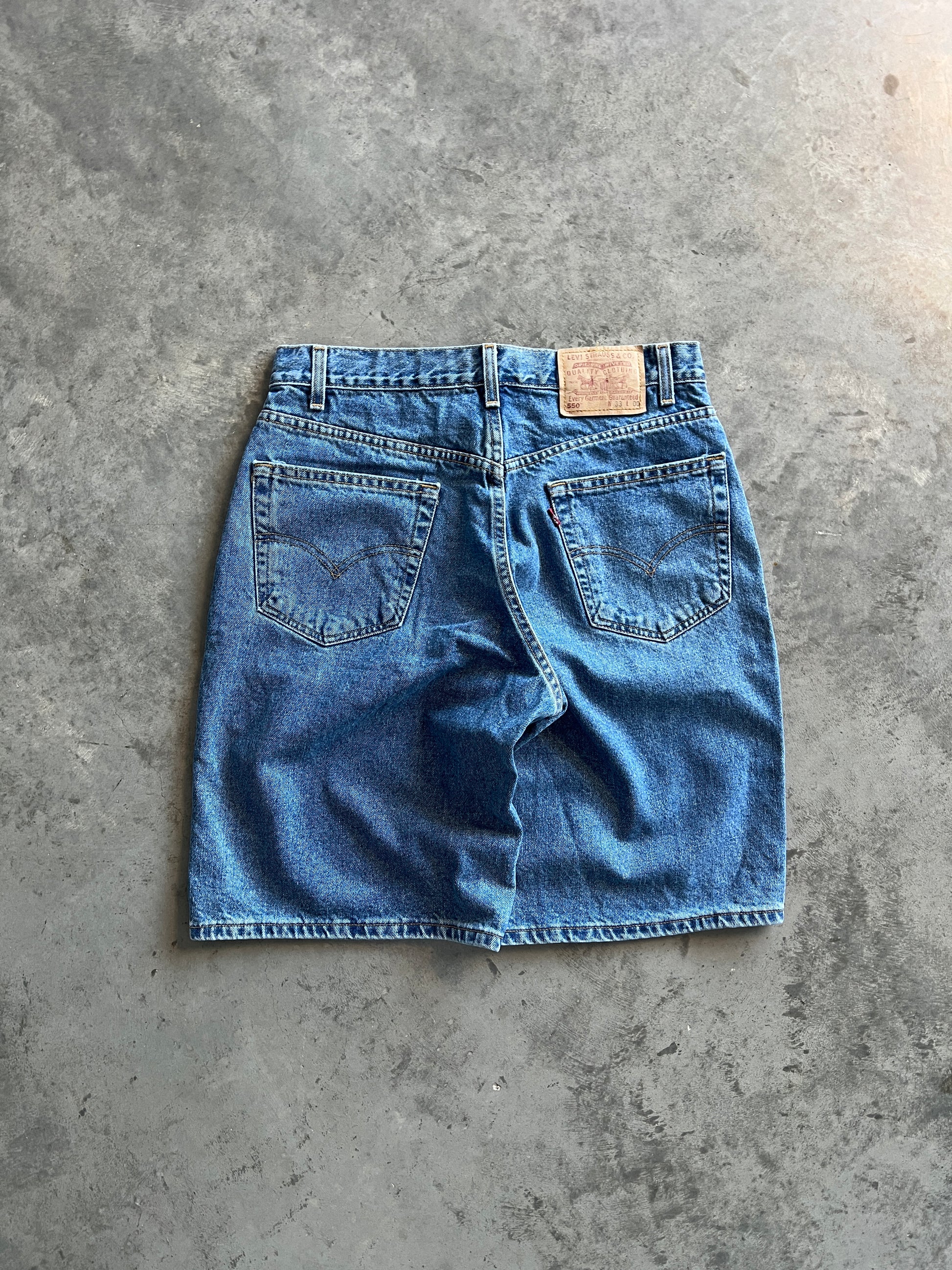 Vintage Levi 505 Dark Wash Shorts - 33
