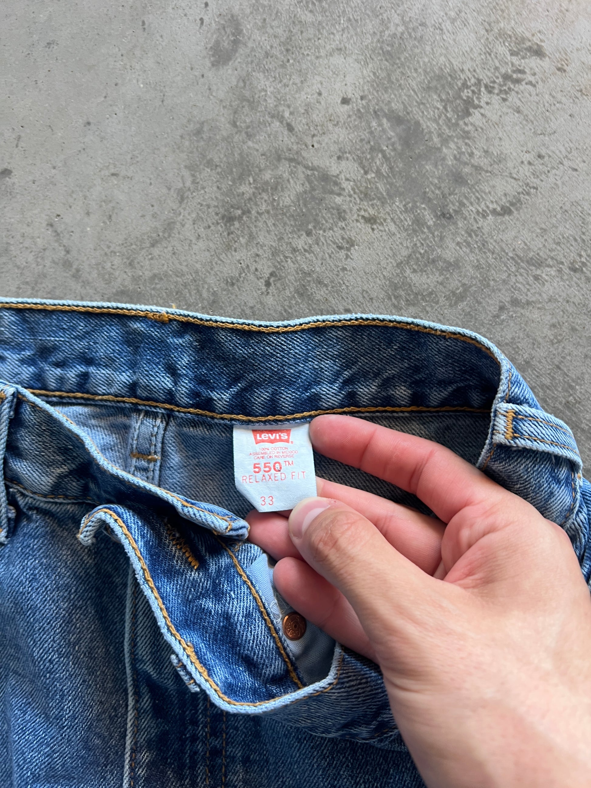 Vintage Levi 505 Dark Wash Shorts - 33