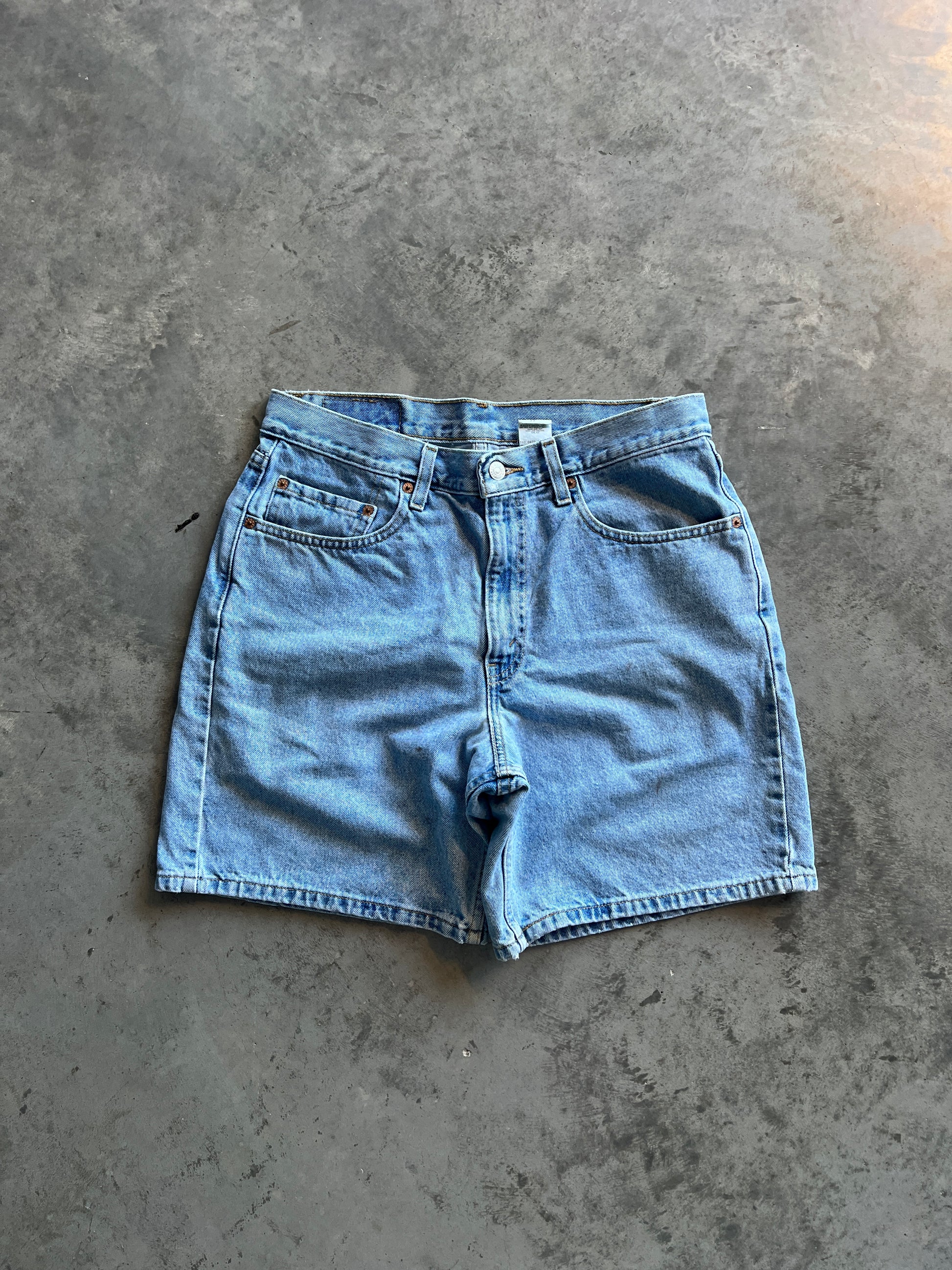Vintage Levi 505 Light Wash Shorts - 33