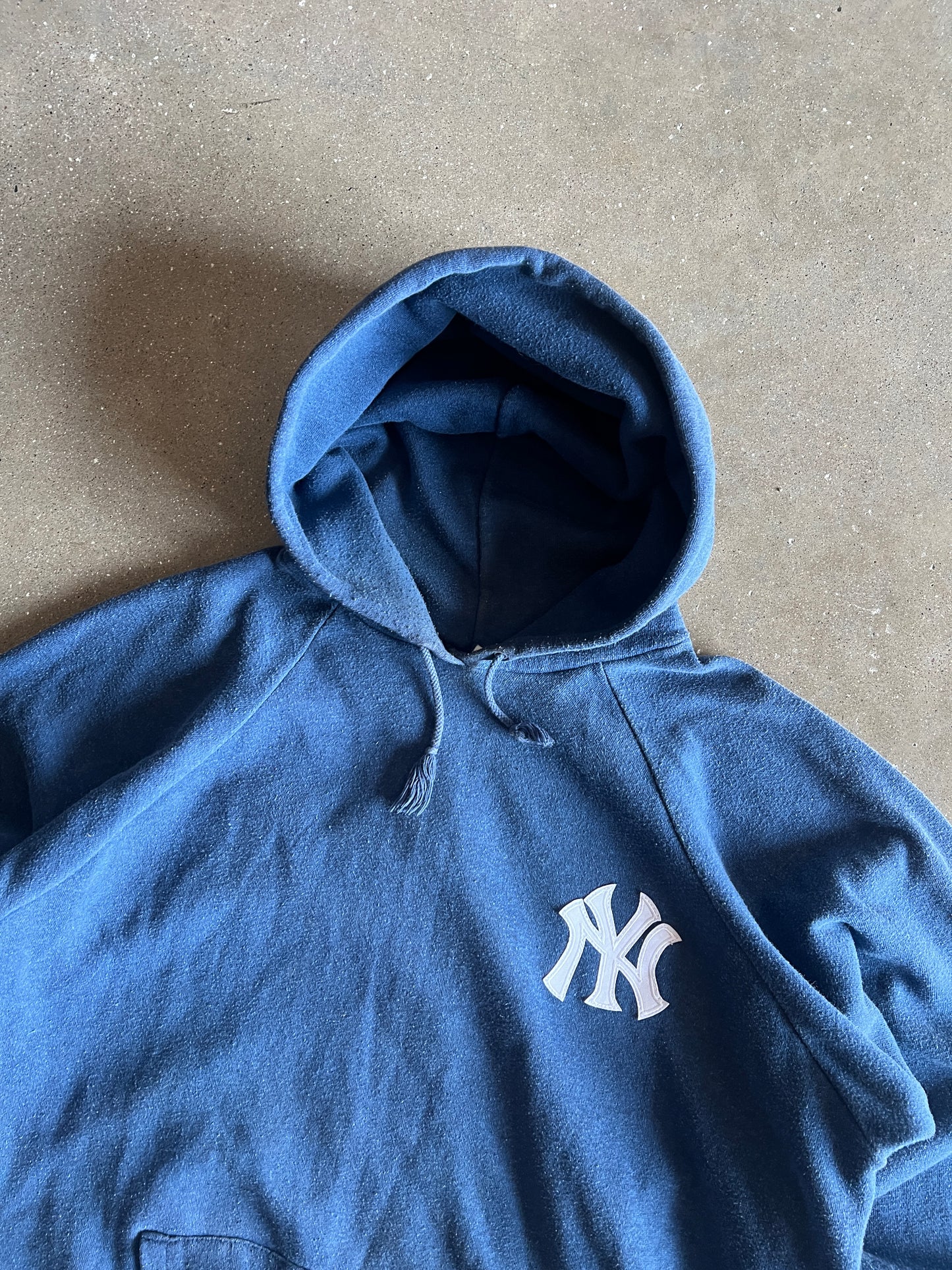 Vintage Navy Blue Yankee Logo Hoodie - XL