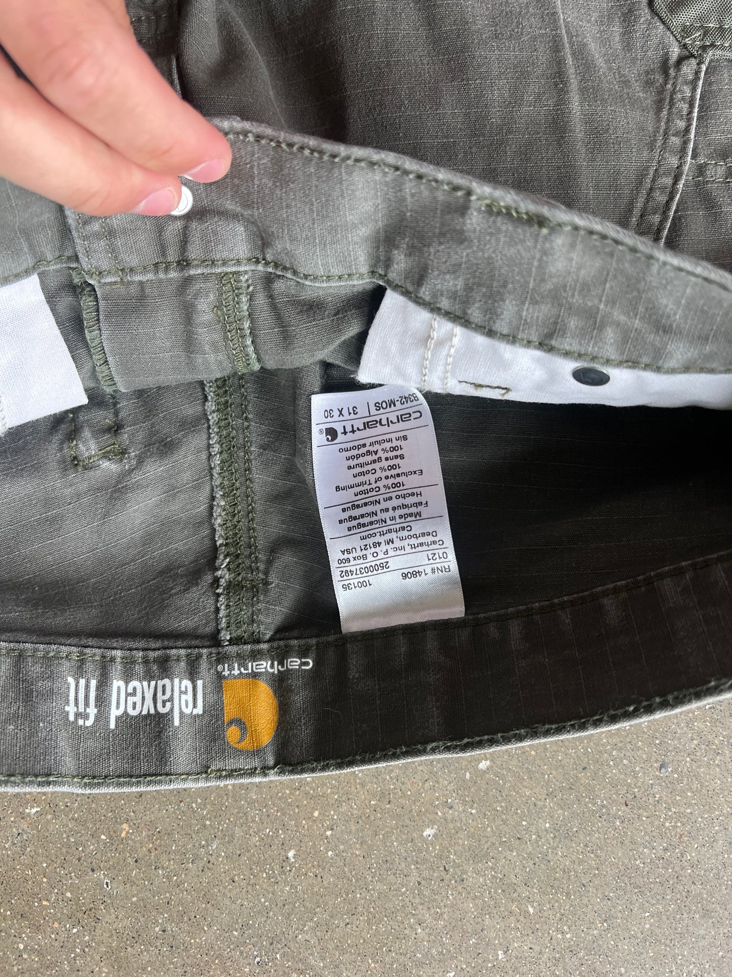 Vintage Green Carhartt Cargo Pants - 31x30