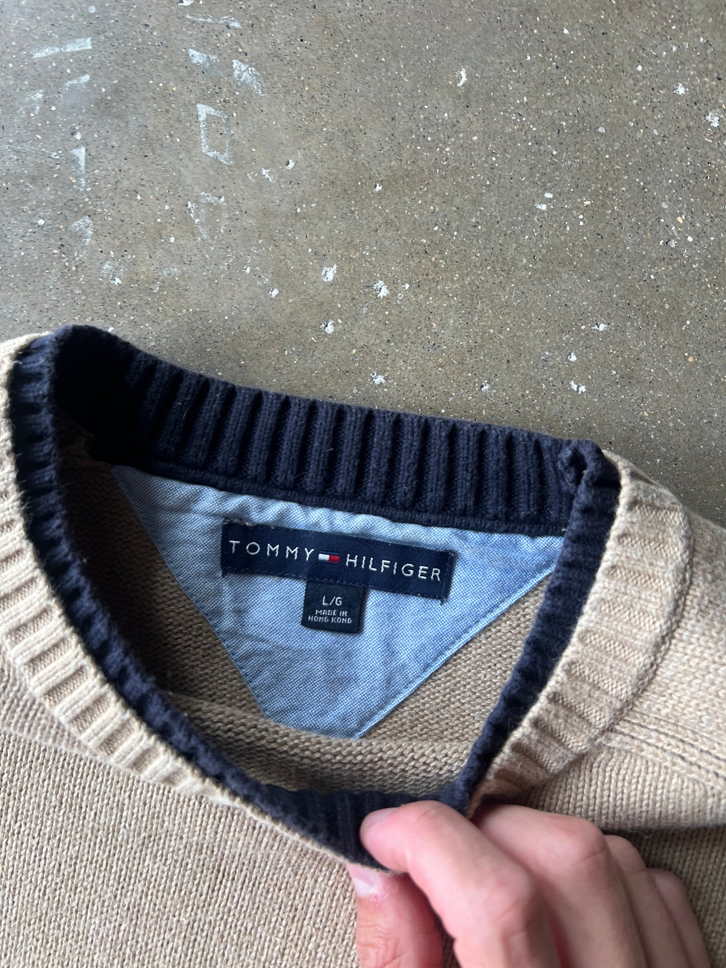 Vintage Cream Tommy Hilfiger Crew - L