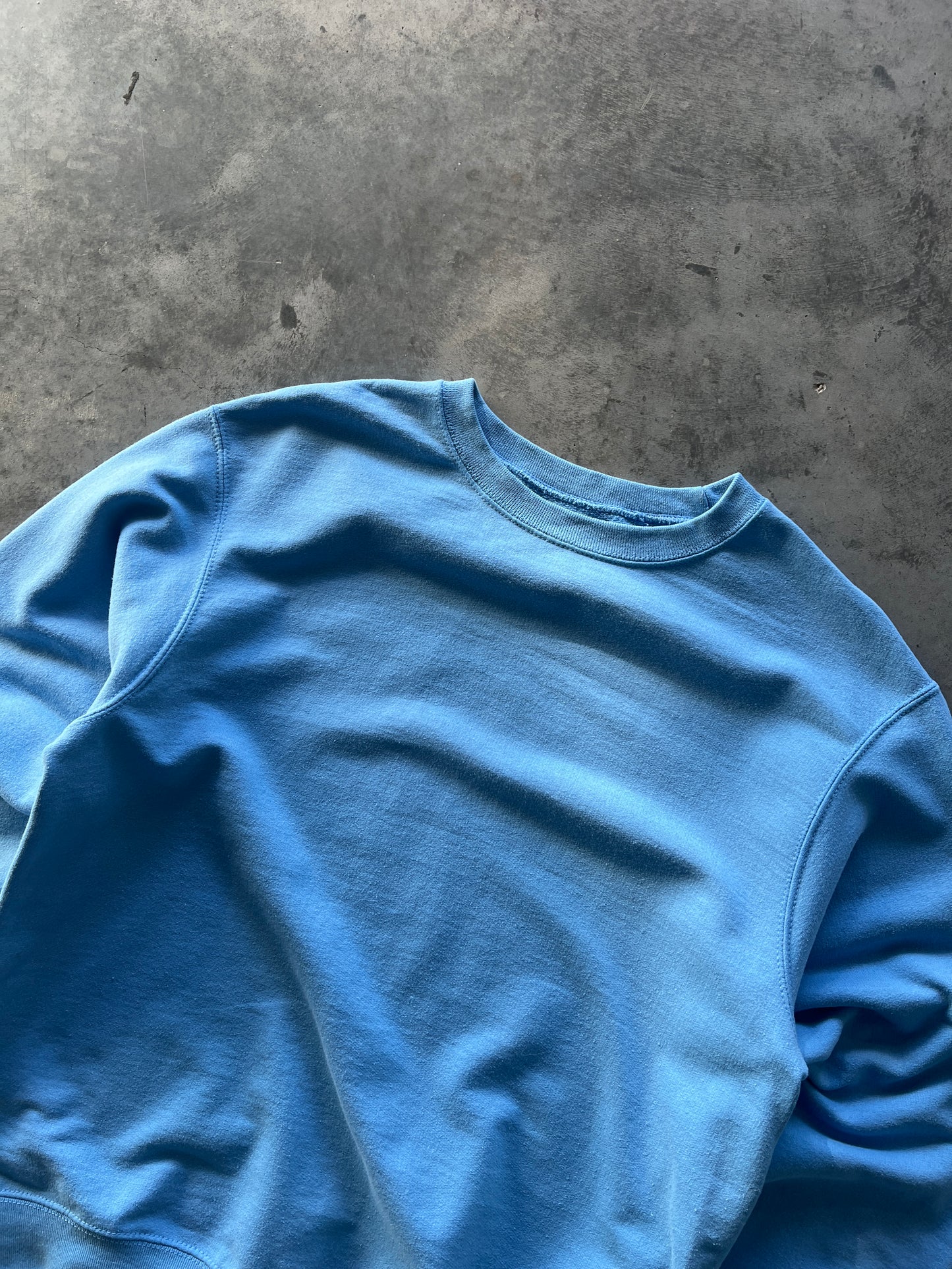 Vintage Ocean Blue Blank Crew - M