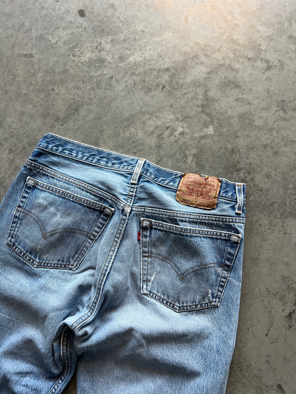 Vintage Faded Blue Levi 501 Pants - 36x34