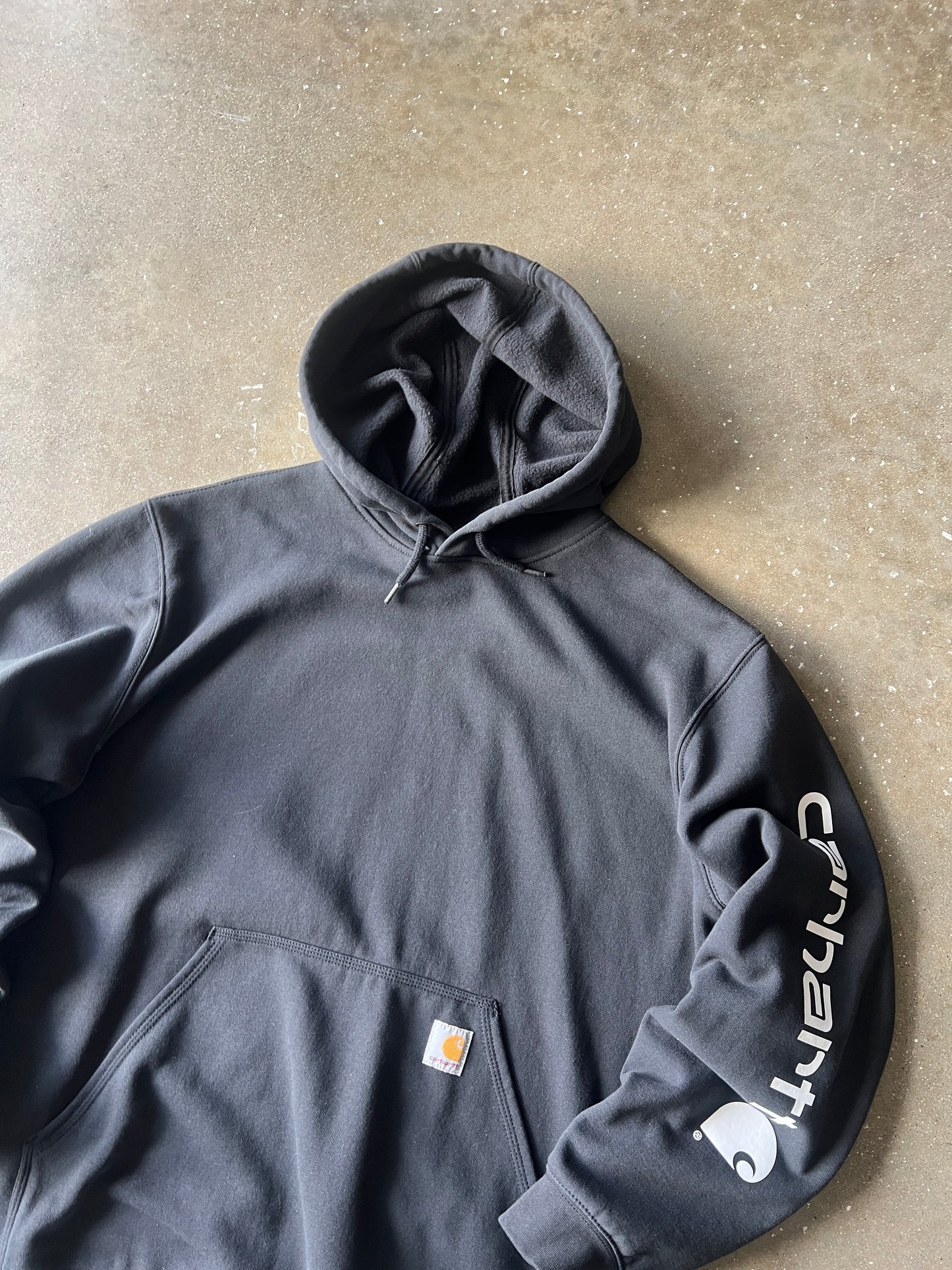 Vintage Black Carhartt Hoodie - L