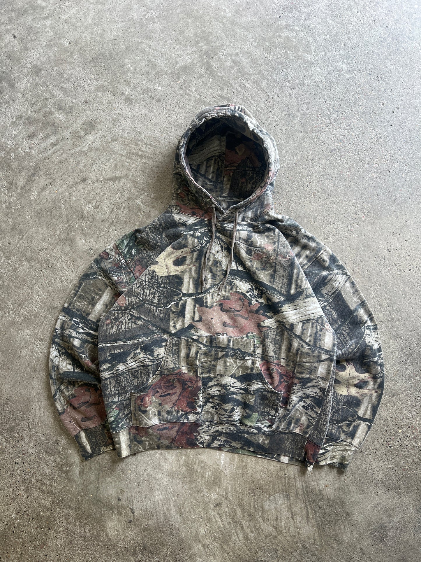 Vintage Russell Outdoors Camo Hoodie - L