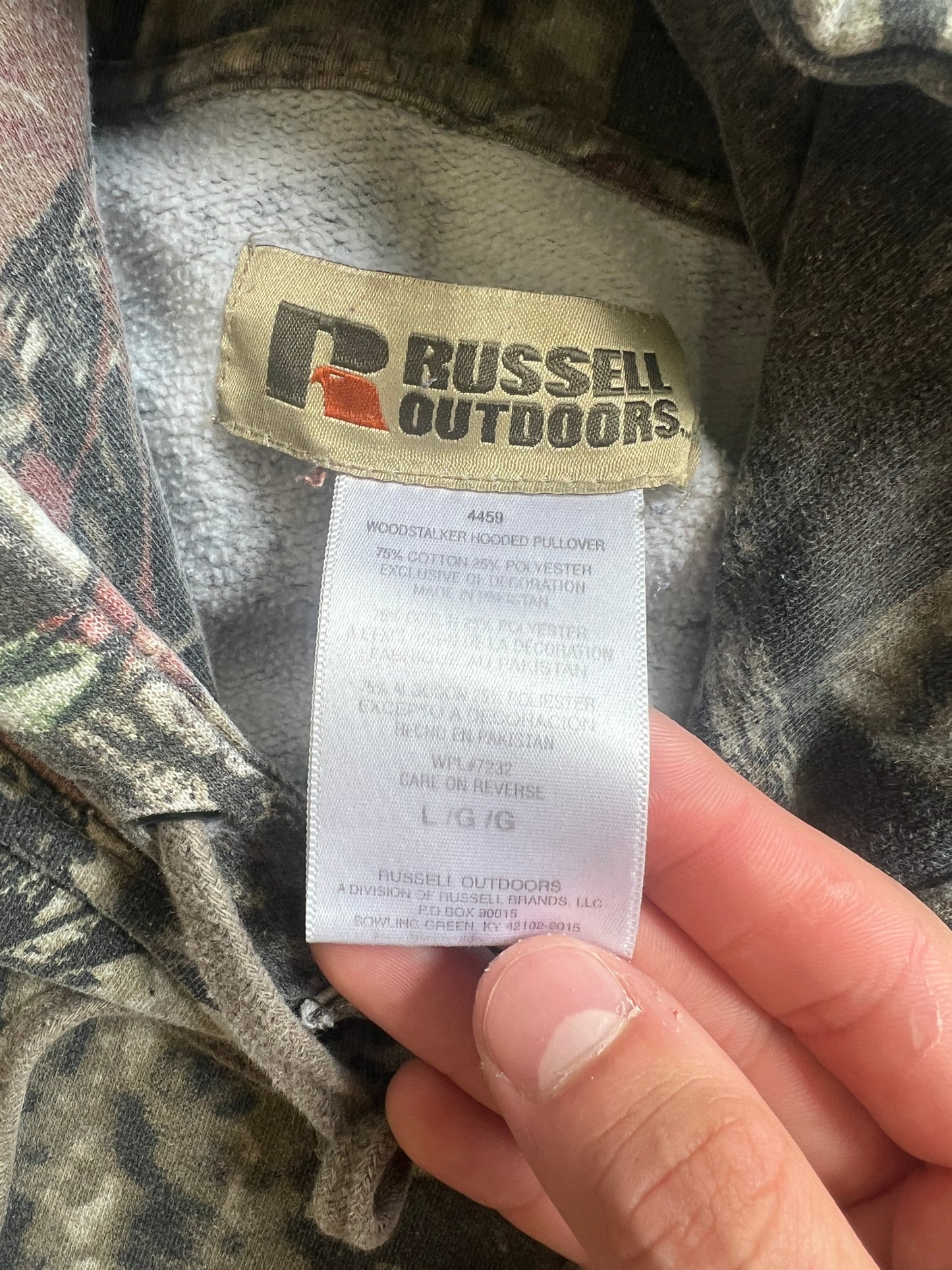 Vintage Russell Outdoors Camo Hoodie - L