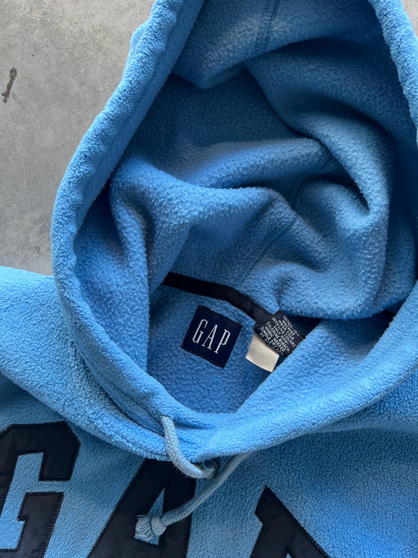 Vintage Aqua Blue Gap Spellout Fleece - M