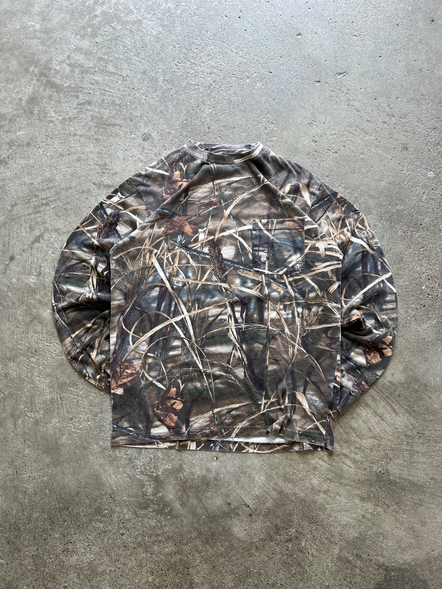 Vintage Real Tree Camo Longsleeve - L