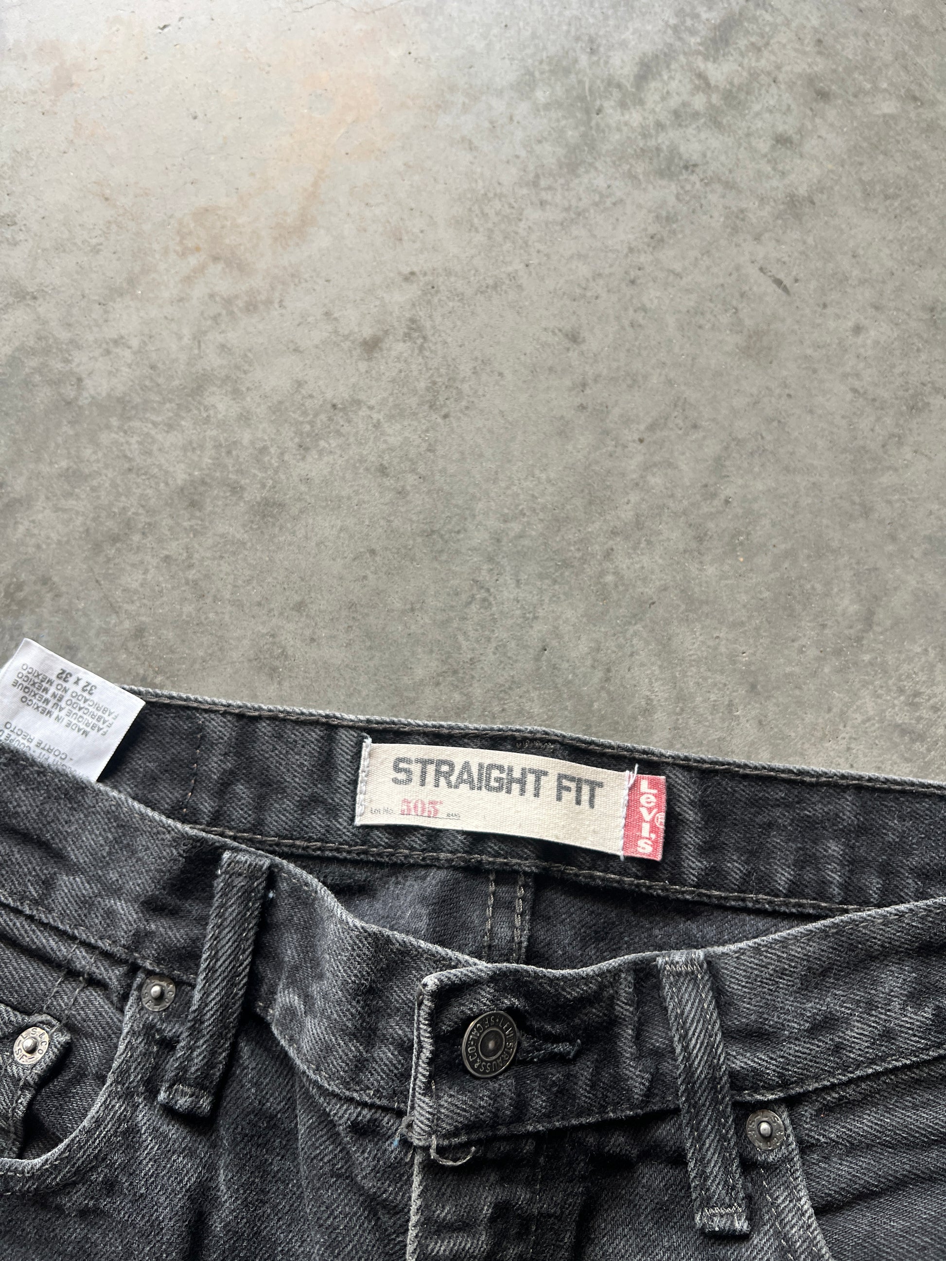 Vintage Black Levi 505 Baggy Pants - 32x32