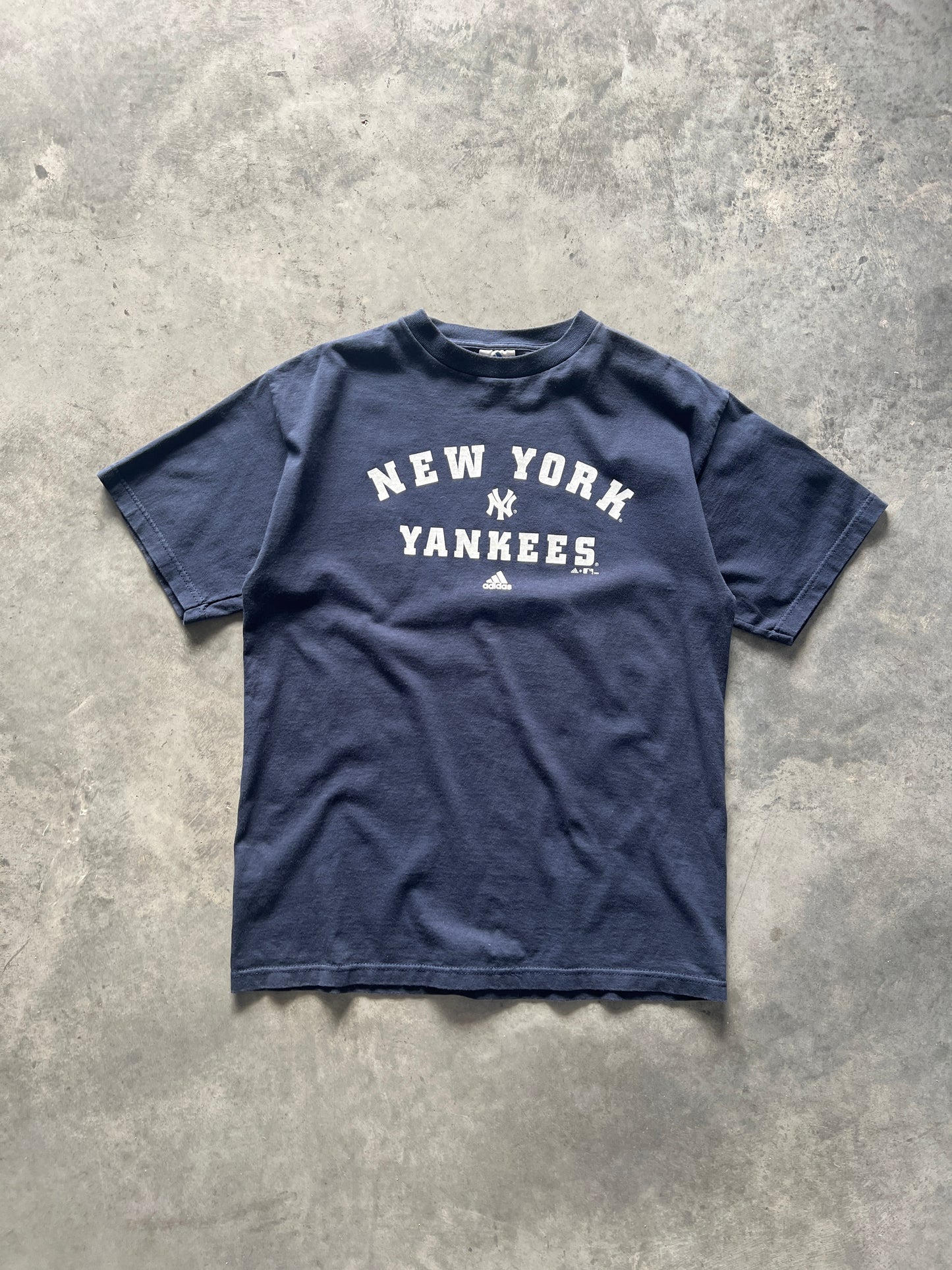 Vintage Navy Blue Yankees Spellout Shirt - L