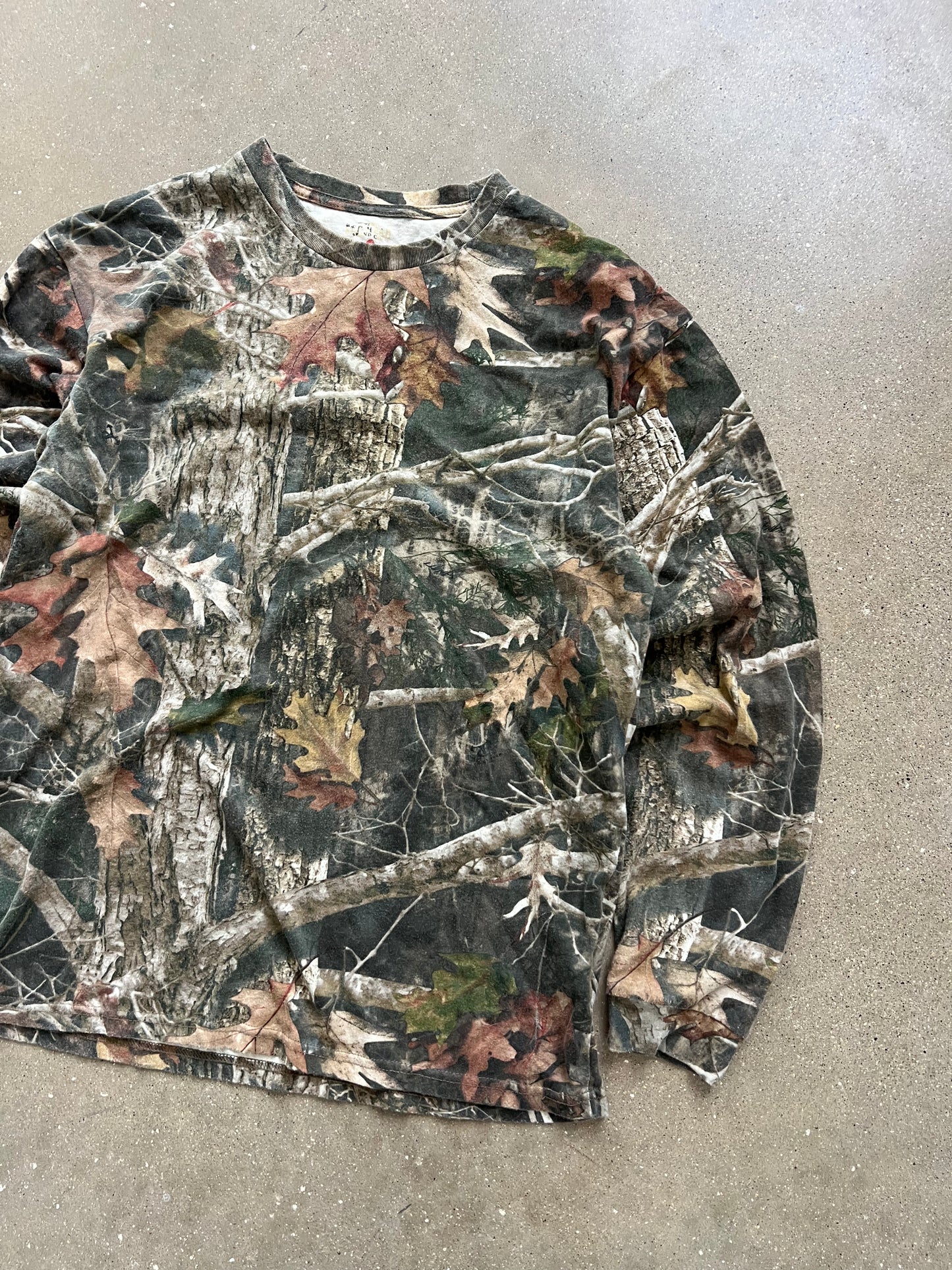 Vintage RealTree Camo Longsleeve Shirt - S