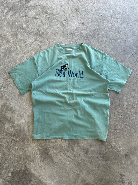 Vintage Embroidered Sea World Shirt - XL