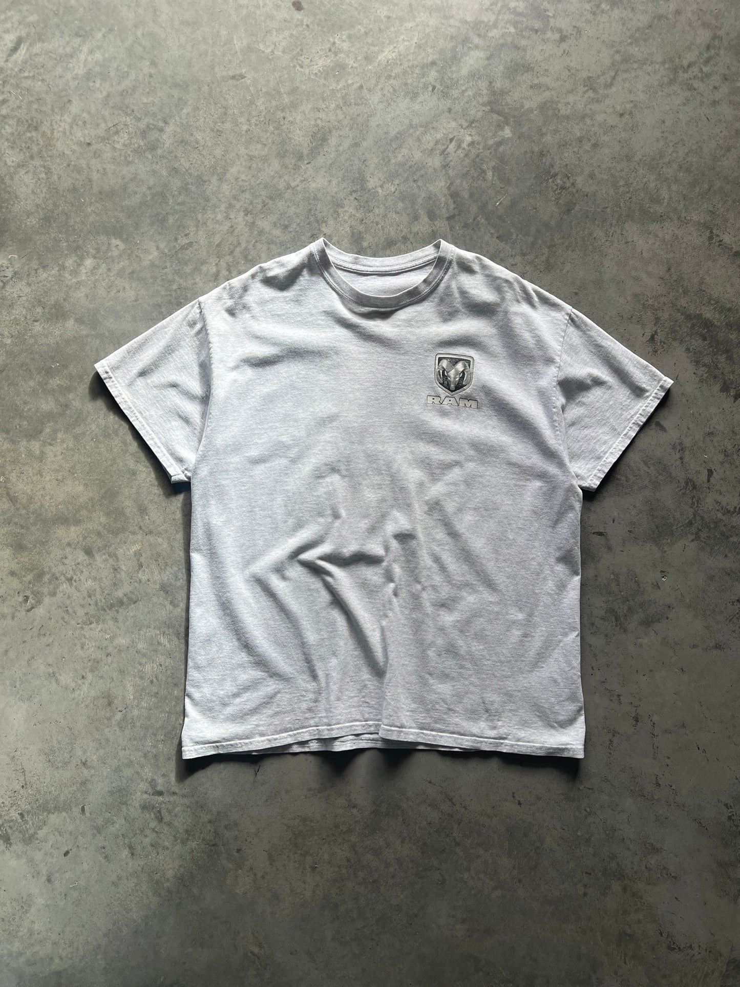 Vintage Ivory White Ram Shirt - L