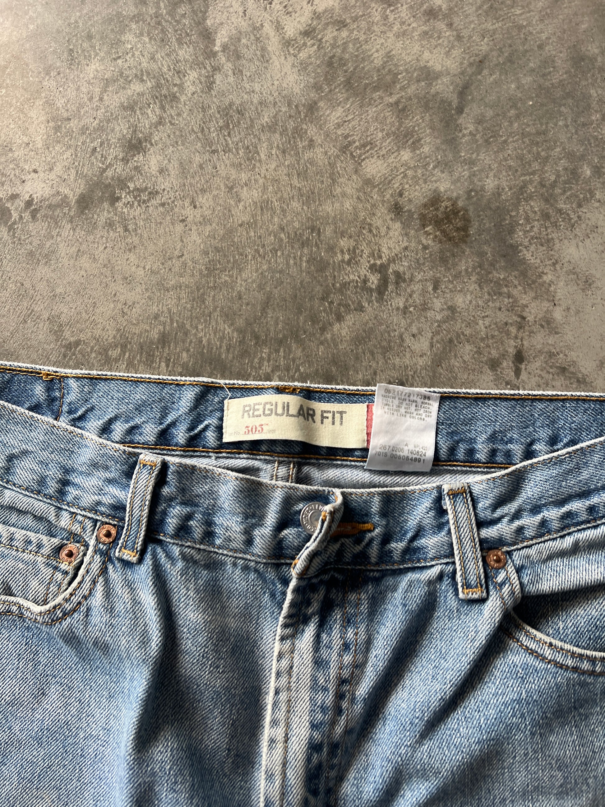 Vintage Faded Blue Baggy Levi Pants - 36x30