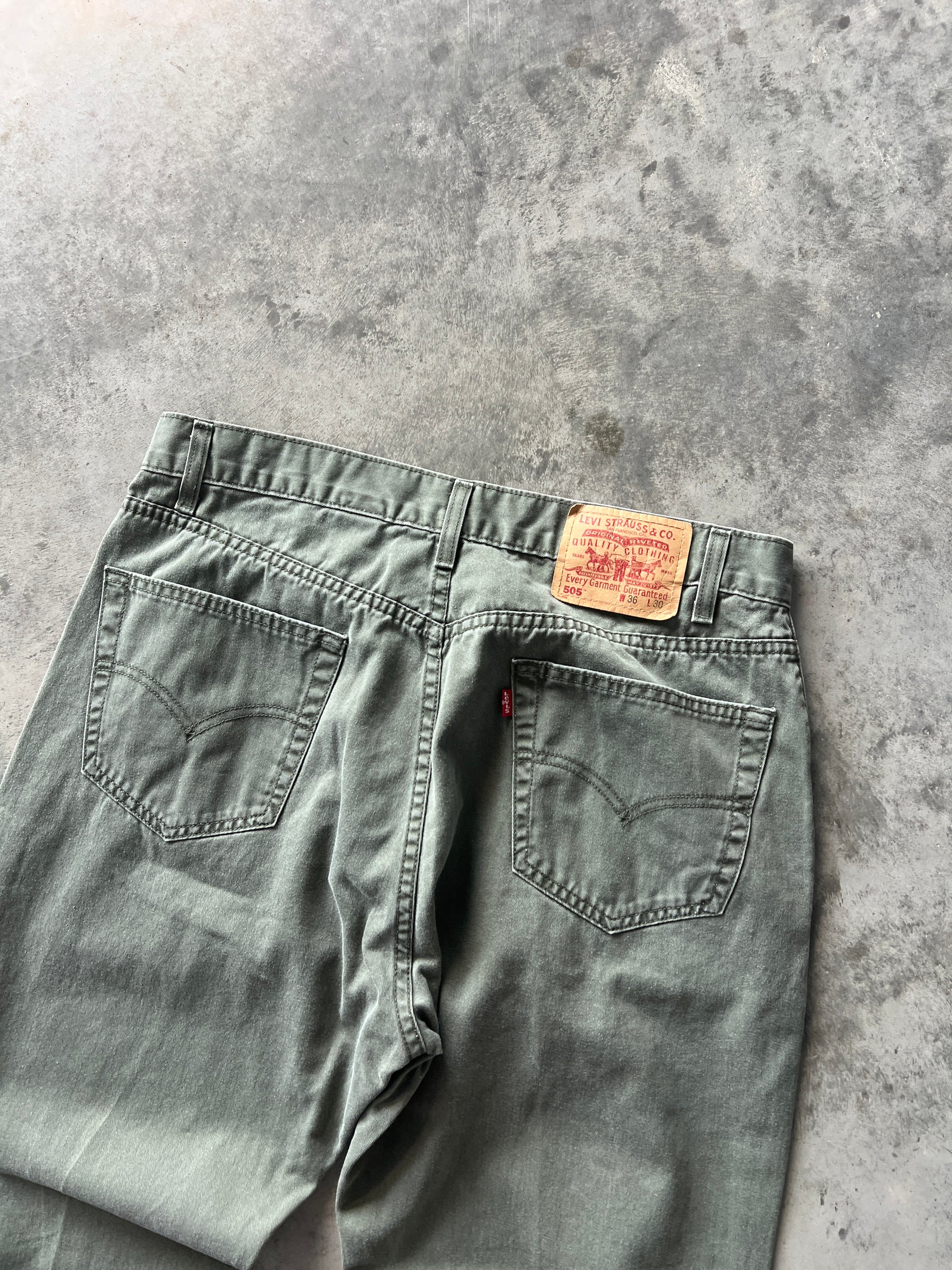 Vintage Green Baggy Levi 505 Pants - 36x30