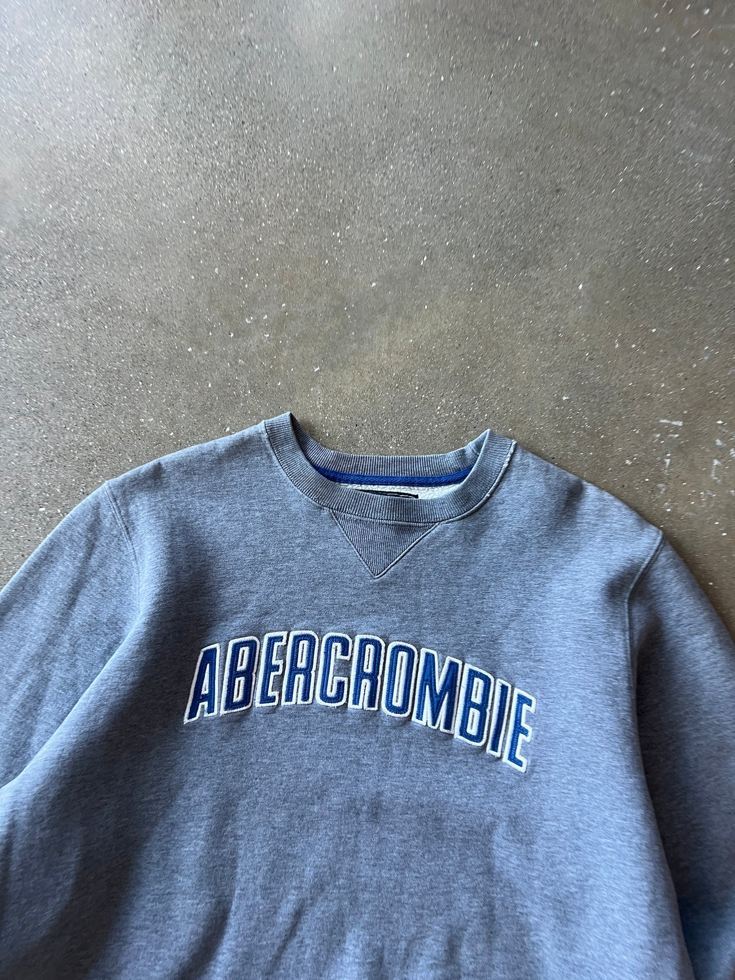 Vintage Grey Blue Abercrombie Spellout Crew - L