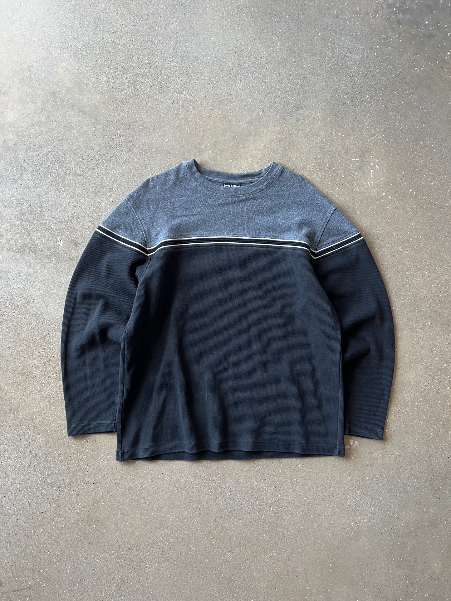 Vintage Black Grey Stripped Sweater Crew - L
