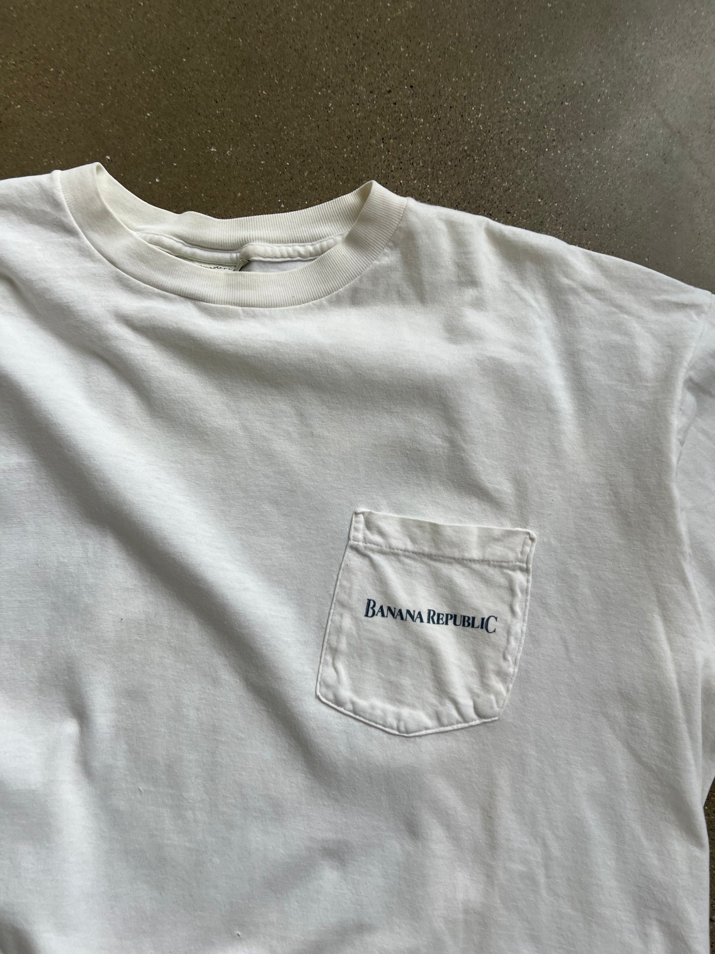 Vintage White Bananna Republic Shirt - L