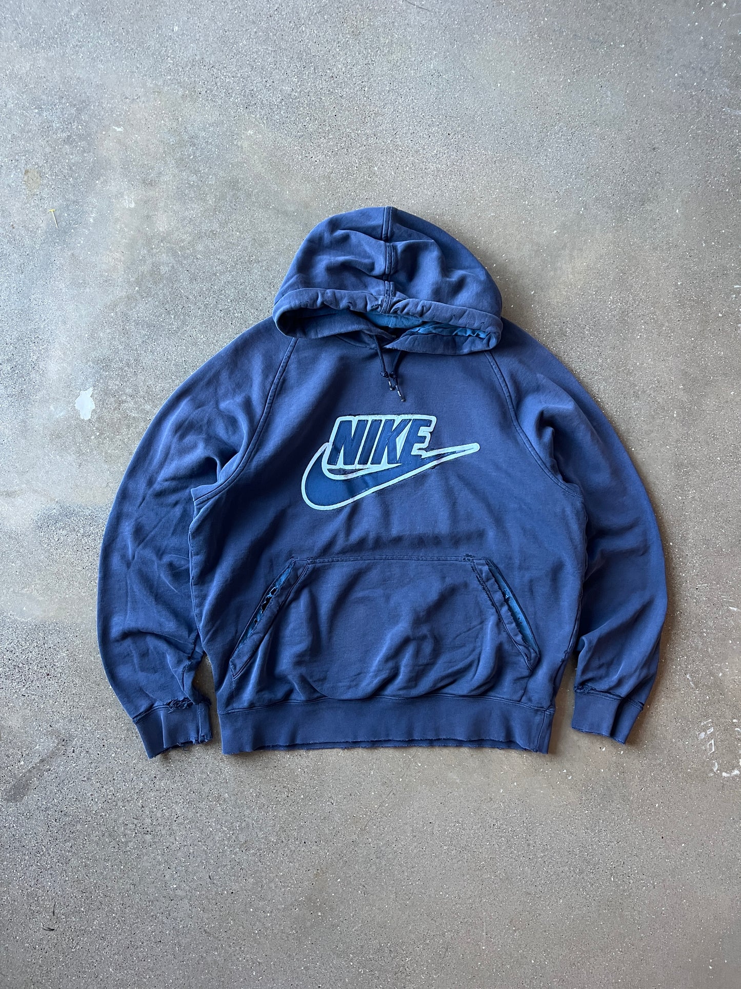 Vintage Navy Blue Nike Spellout Hoodie - L