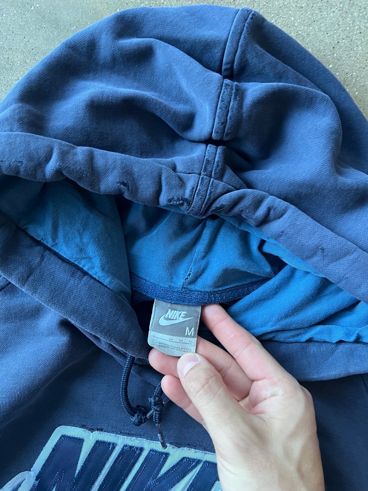 Vintage Navy Blue Nike Spellout Hoodie - L